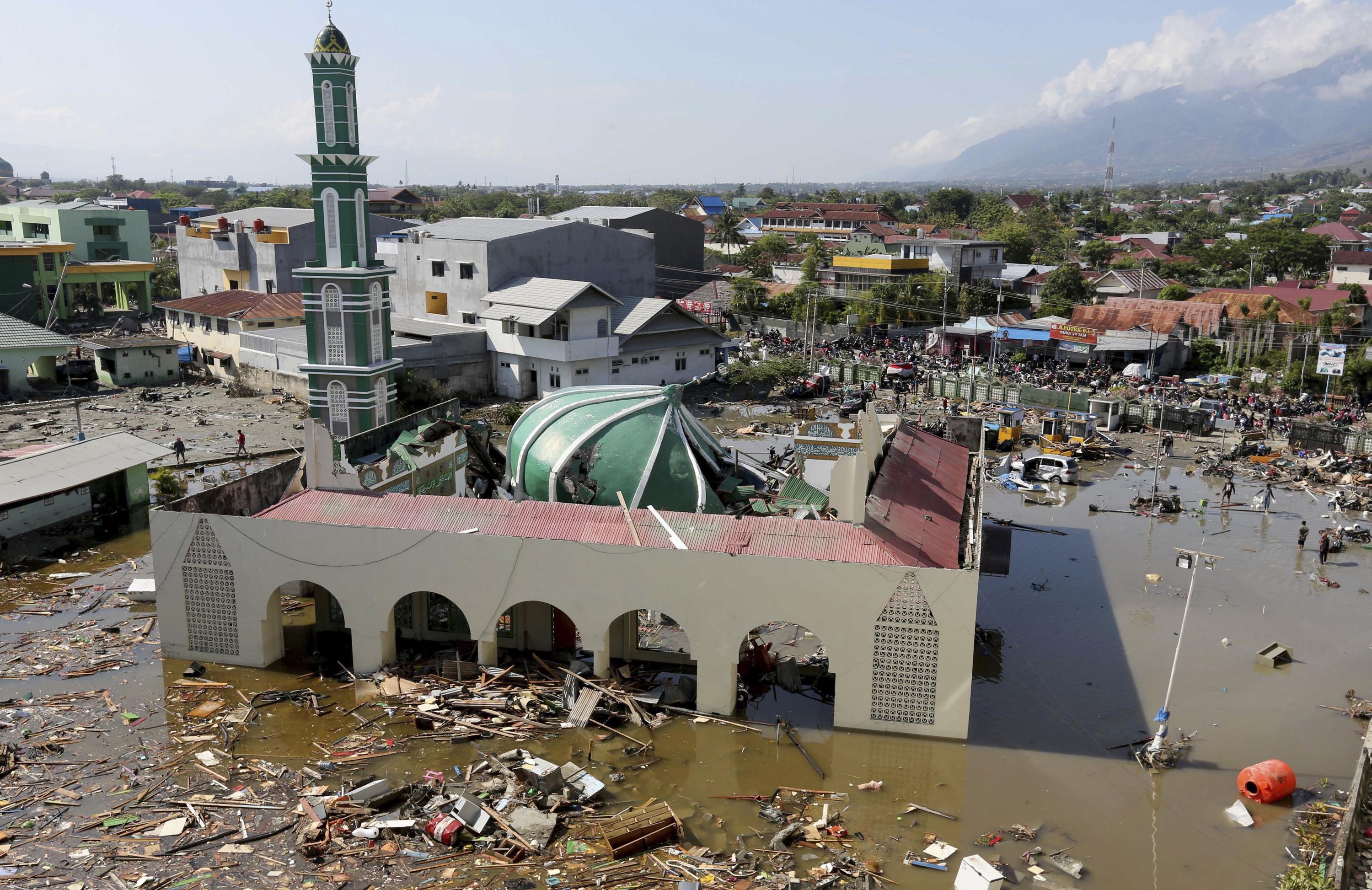 Indonesia tsunami video misrepresented as Turkey after earthquake AP News