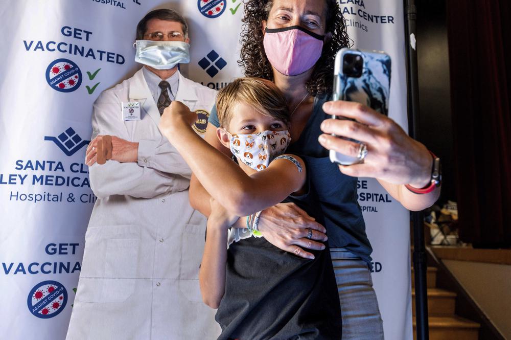 Image for Child vaccinations begin in California with toys and gifts story