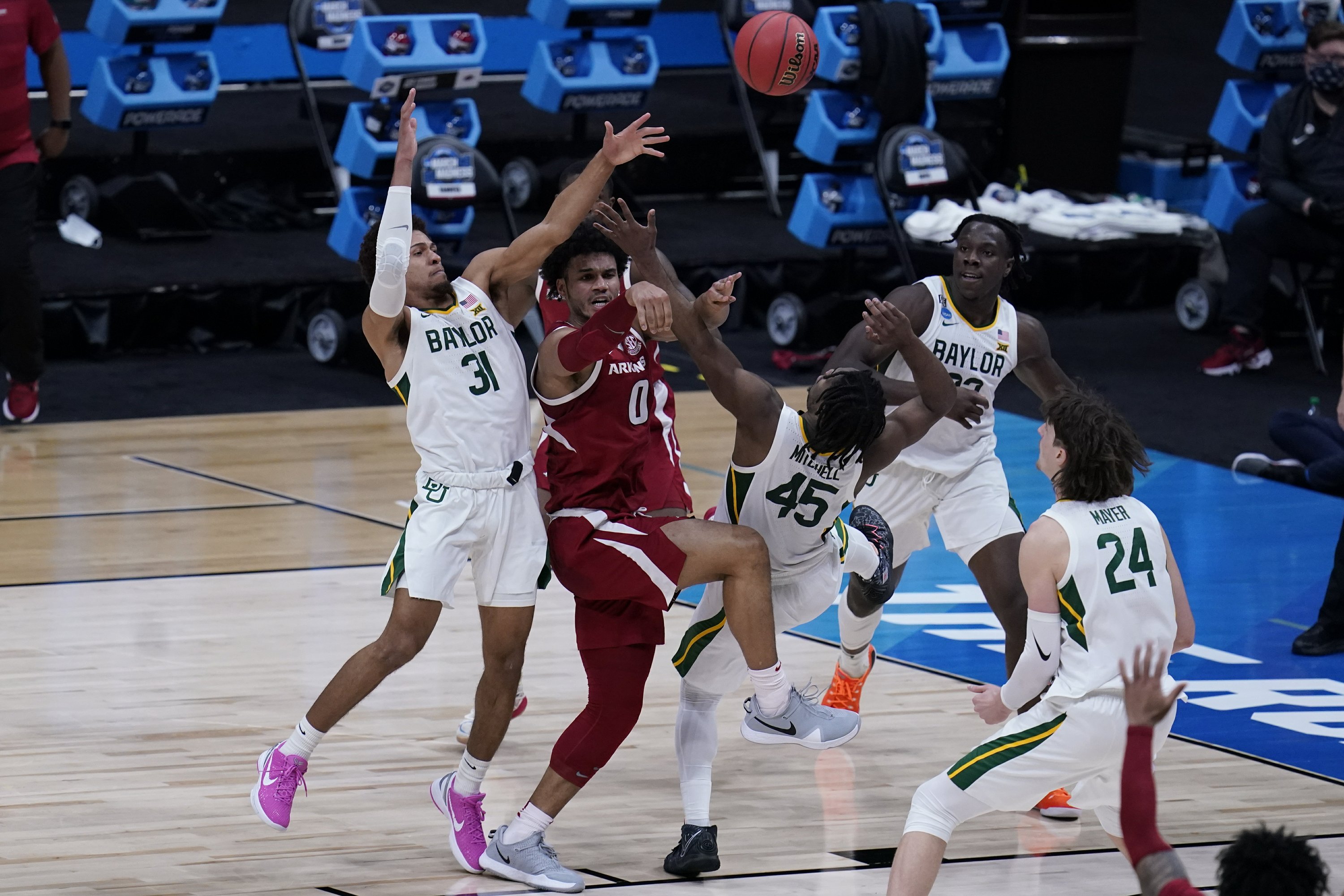 Baylor beats Arkansas 8172 for first Final Four in 71 years AP News