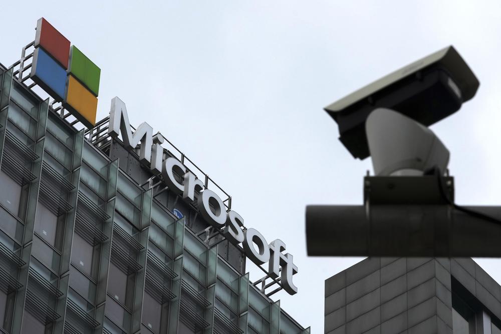 Microsoft: Russian hacks often accompany Ukraine attacks