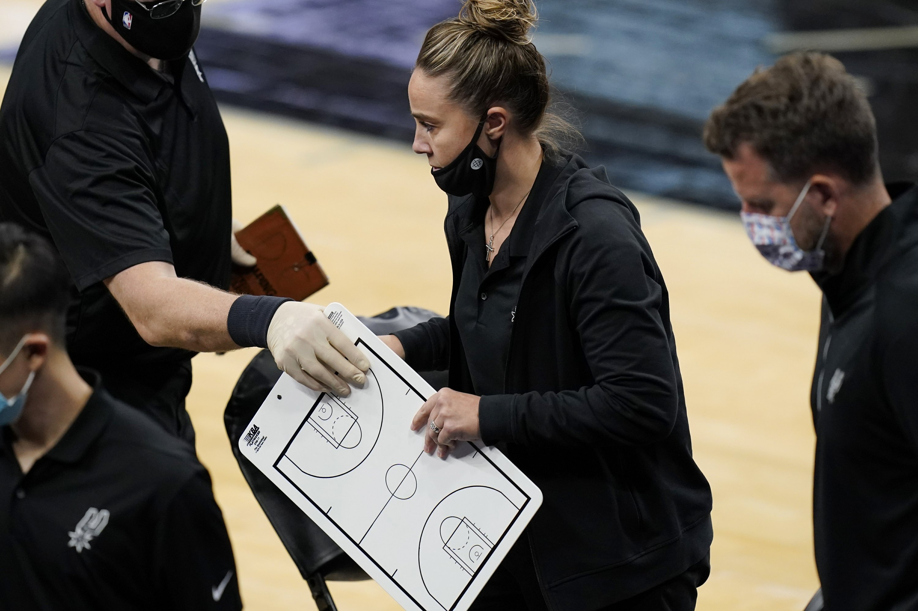 Hammon, the first woman to coach the NBA team;  The Lakers beat Spurs