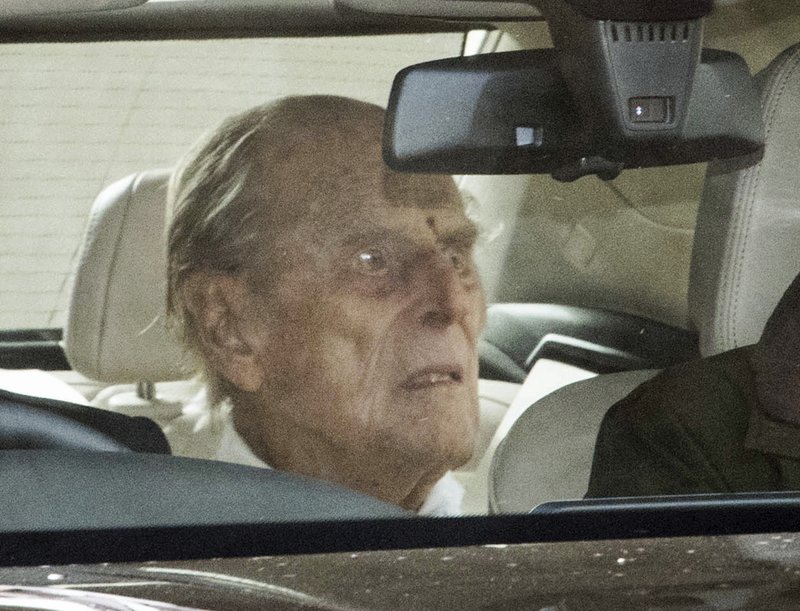 Britain S Prince Philip Returns Home After Treatment