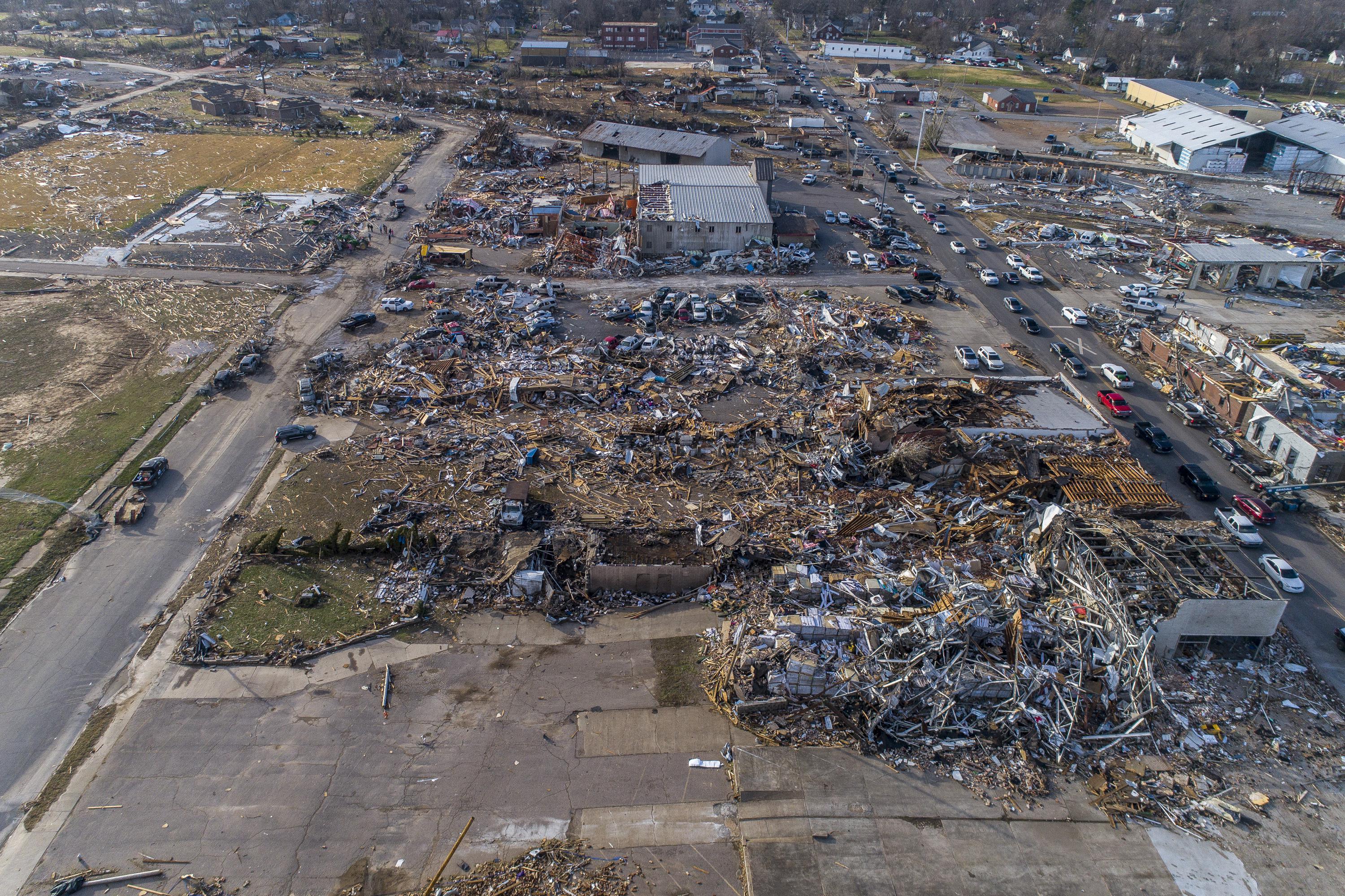 EXPLAINER Was tornado outbreak related to climate change? AP News