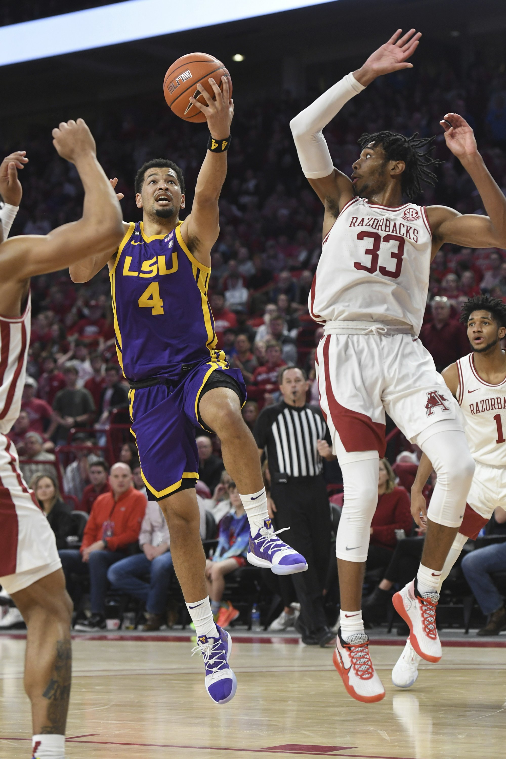 Arkansas beats LSU to keep NCAA Tournament hopes alive AP News