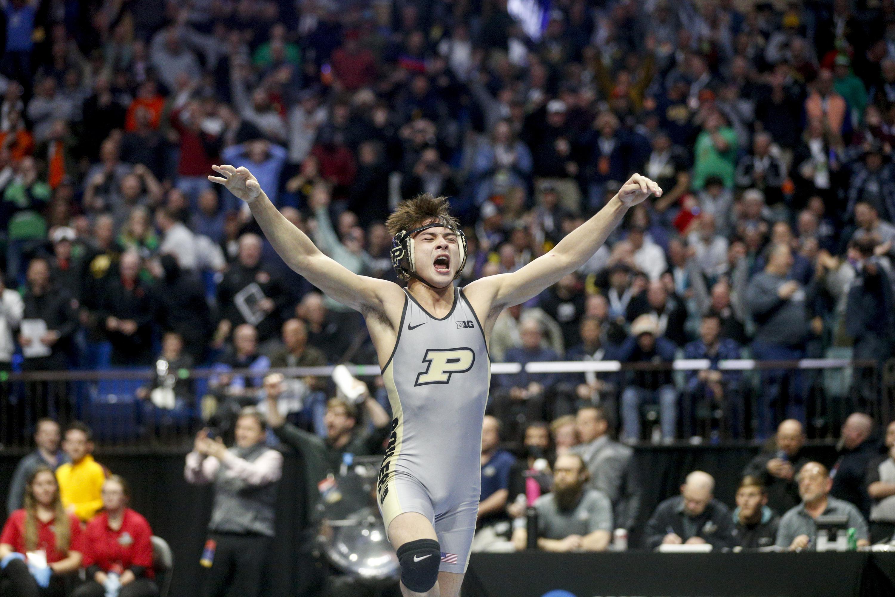 Purdue's Ramos shocks Iowa's Lee; Penn St. leads team race | AP News