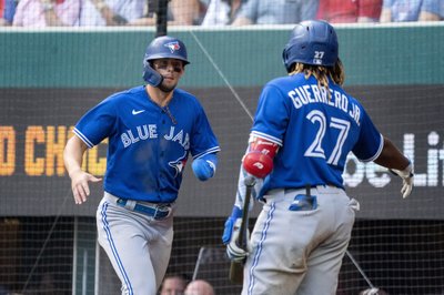 Leading Off Blue Jays Play Home Opener In New Florida Nest