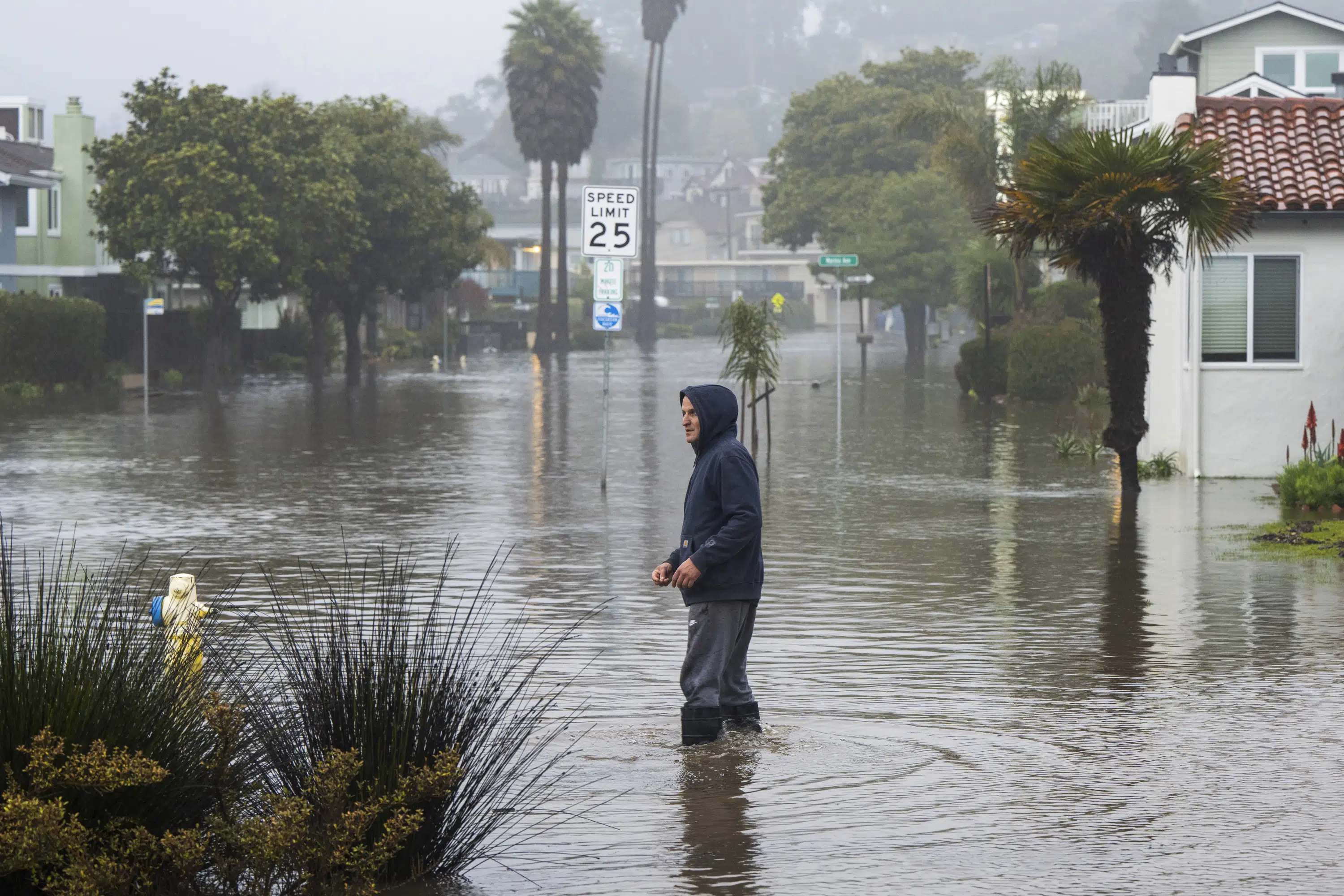 Inundaciones en California: Todo Montecito bajo orden de evacuación