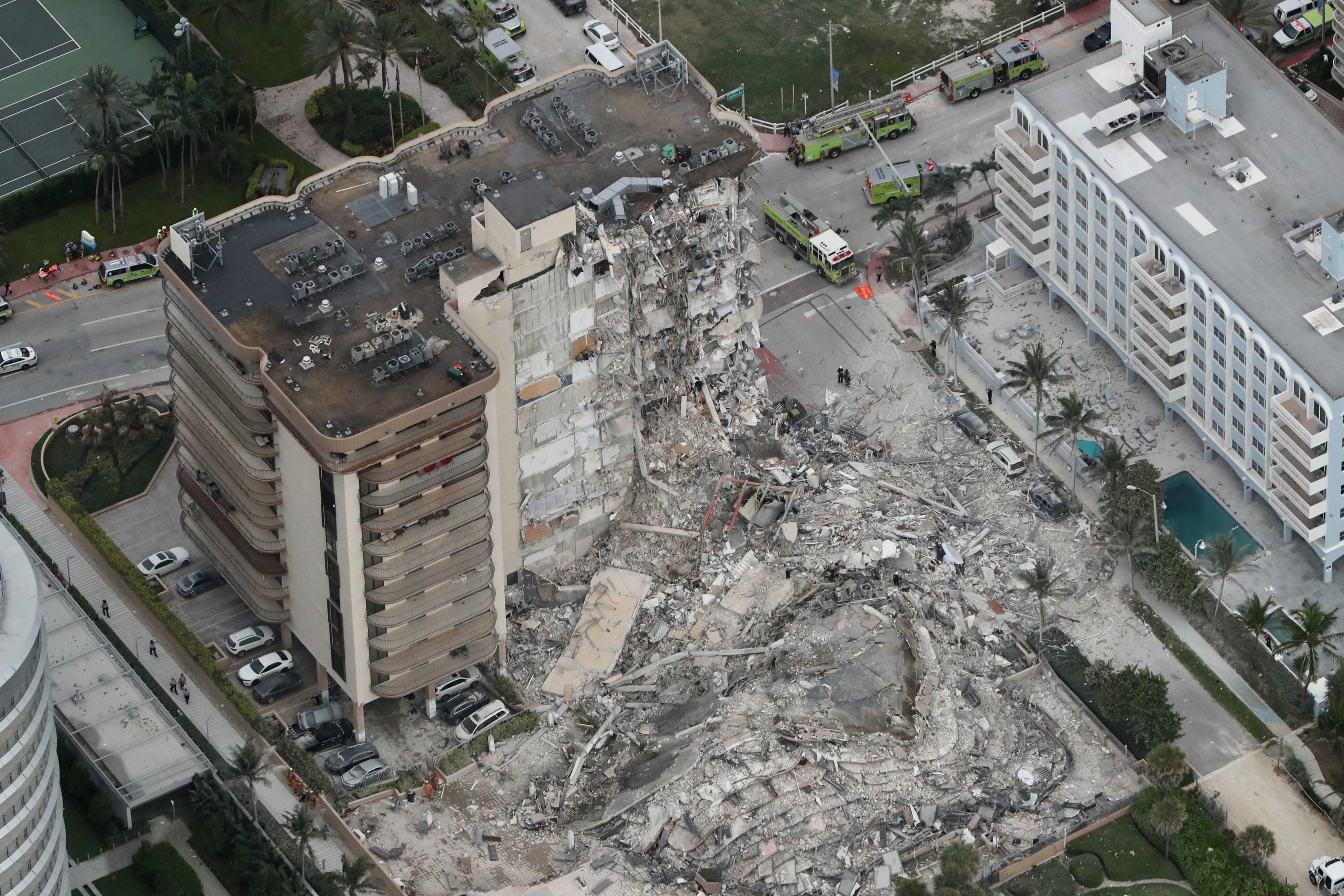 Many Feared Dead After Florida Beachfront Condo Collapses Ap News 6884
