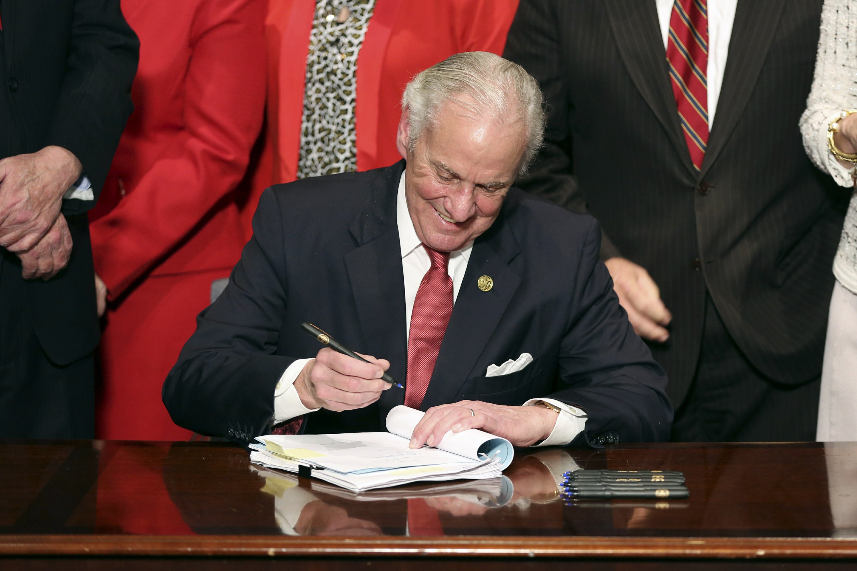 SC Governor signs abortion ban;  Planned Parenthood Processes