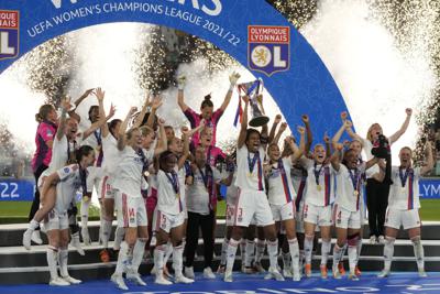 Lyon wins Women's Champions stunning Barca final | AP