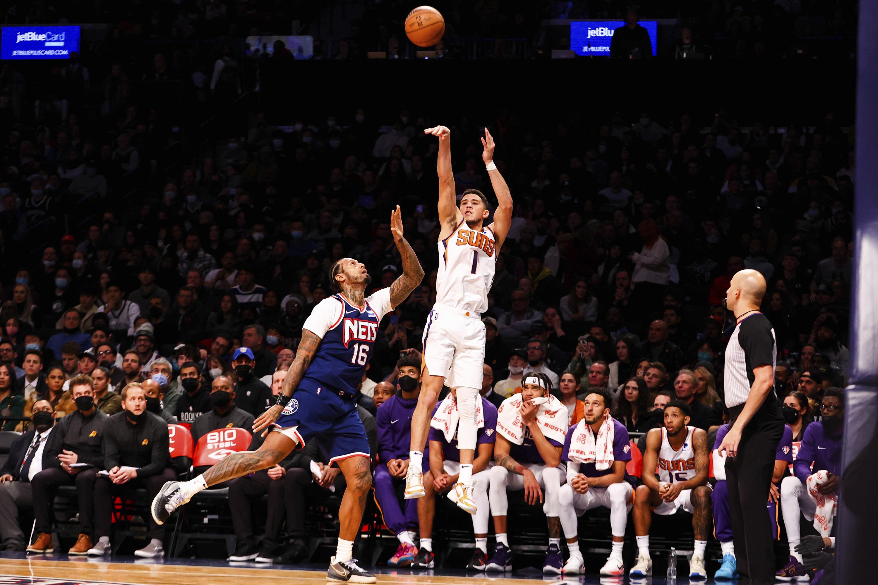 Suns extend win streak to 16 with 113107 victory over Nets AP News