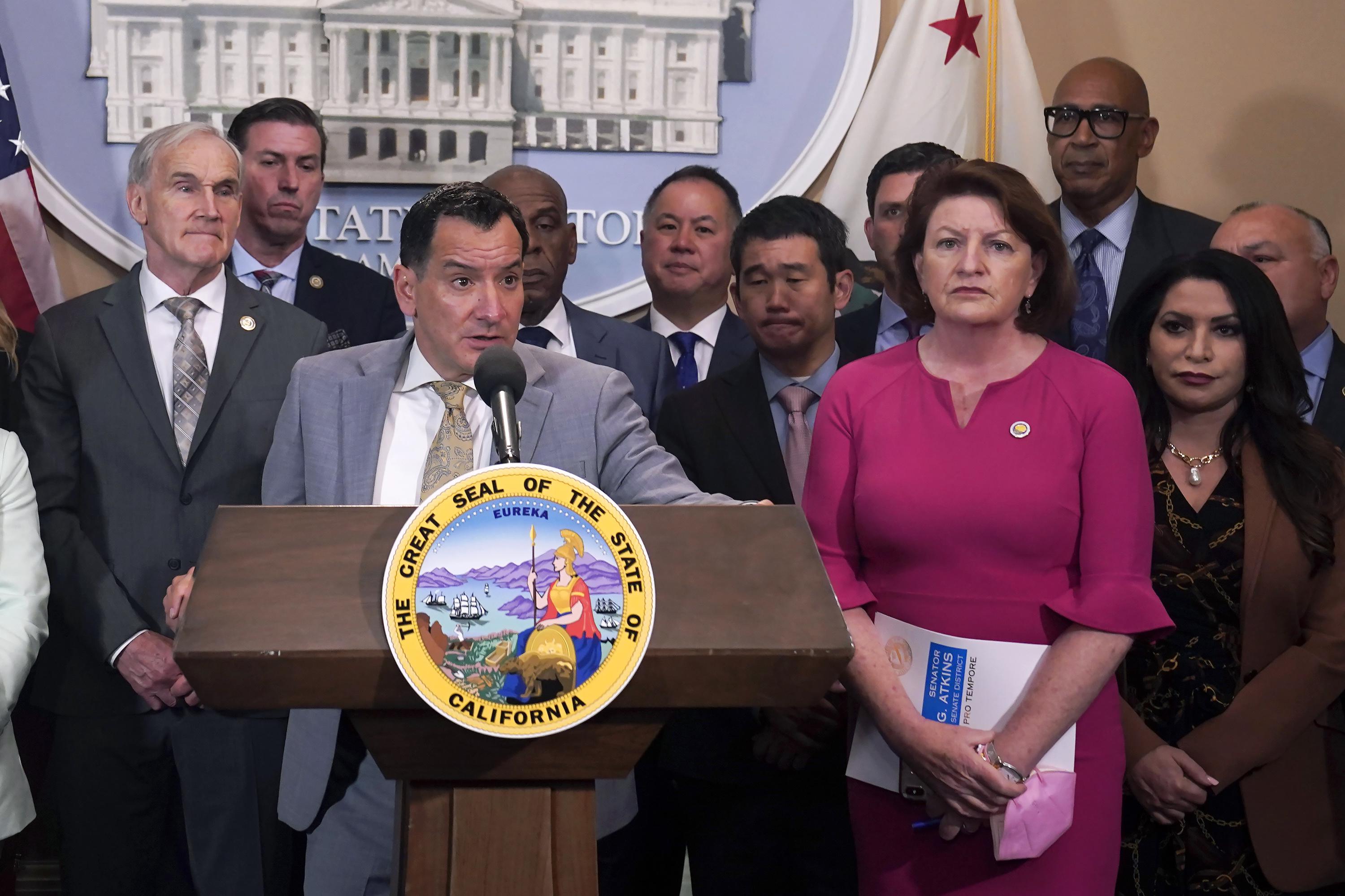 California lawmakers announce placeholder budget agreement