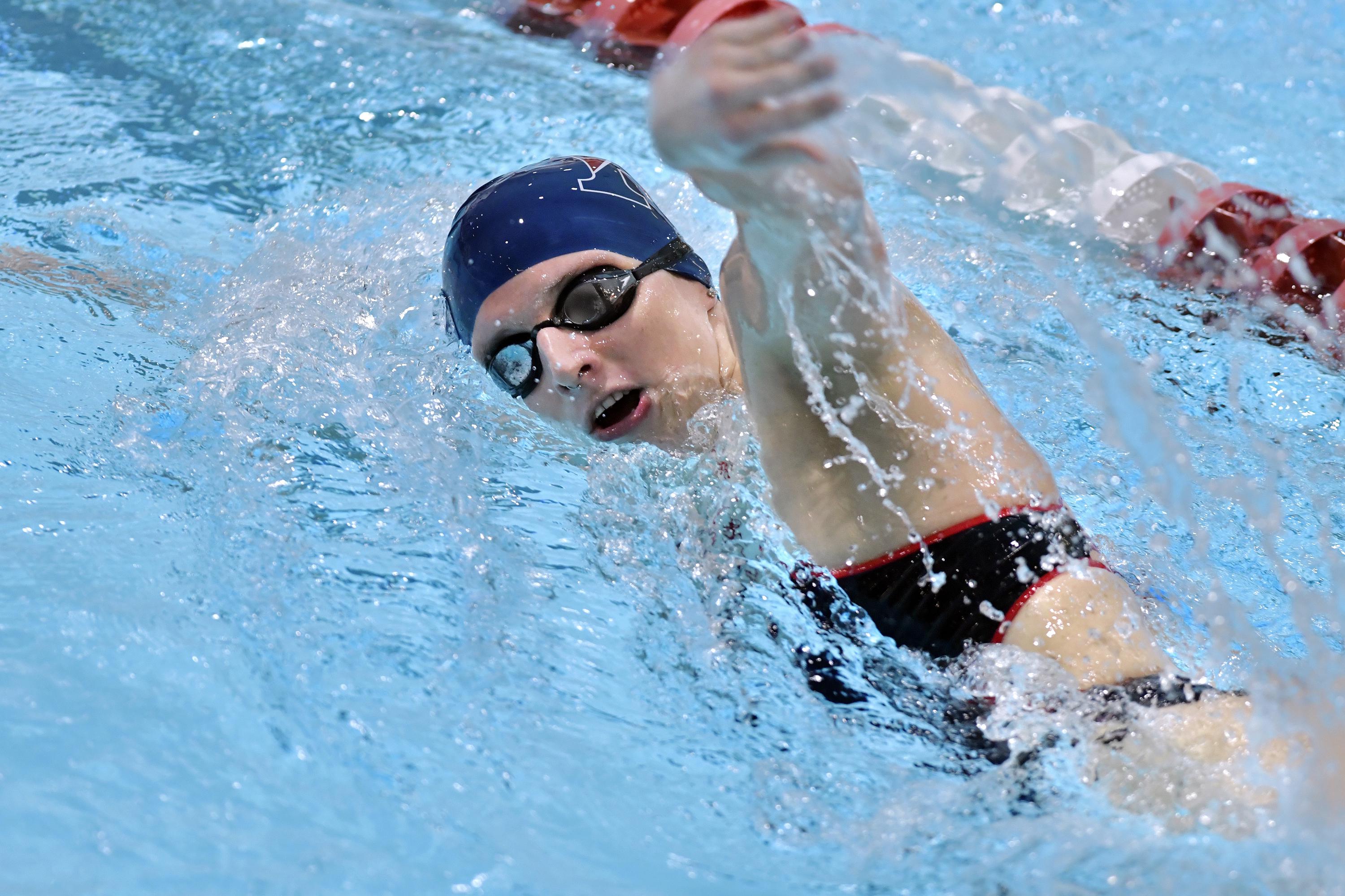 Penn Swimmer Lia Thomas Swims On Amid Controversy Ap News