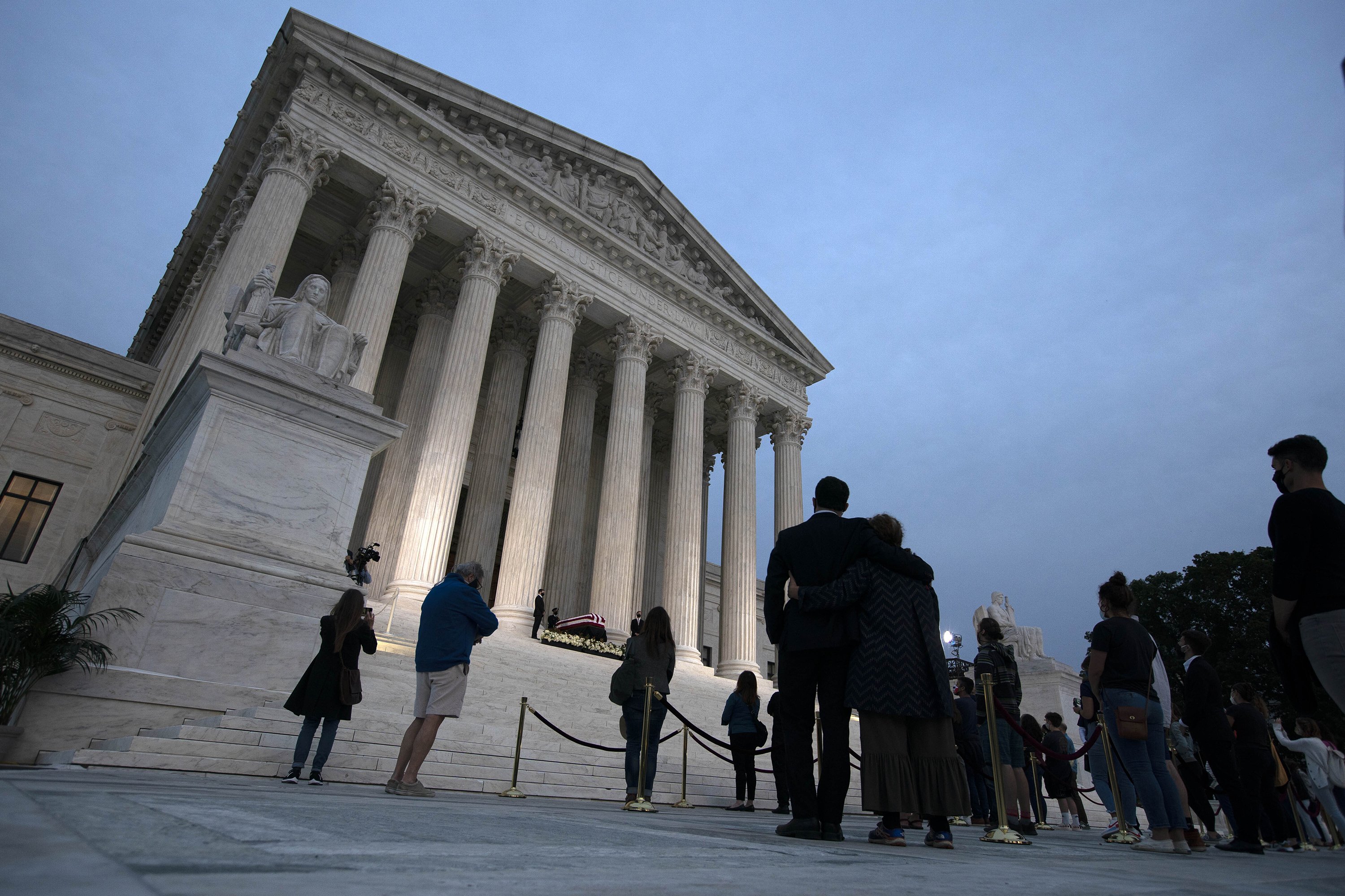 politics-has-way-of-finding-supreme-court-eager-to-avoid-it