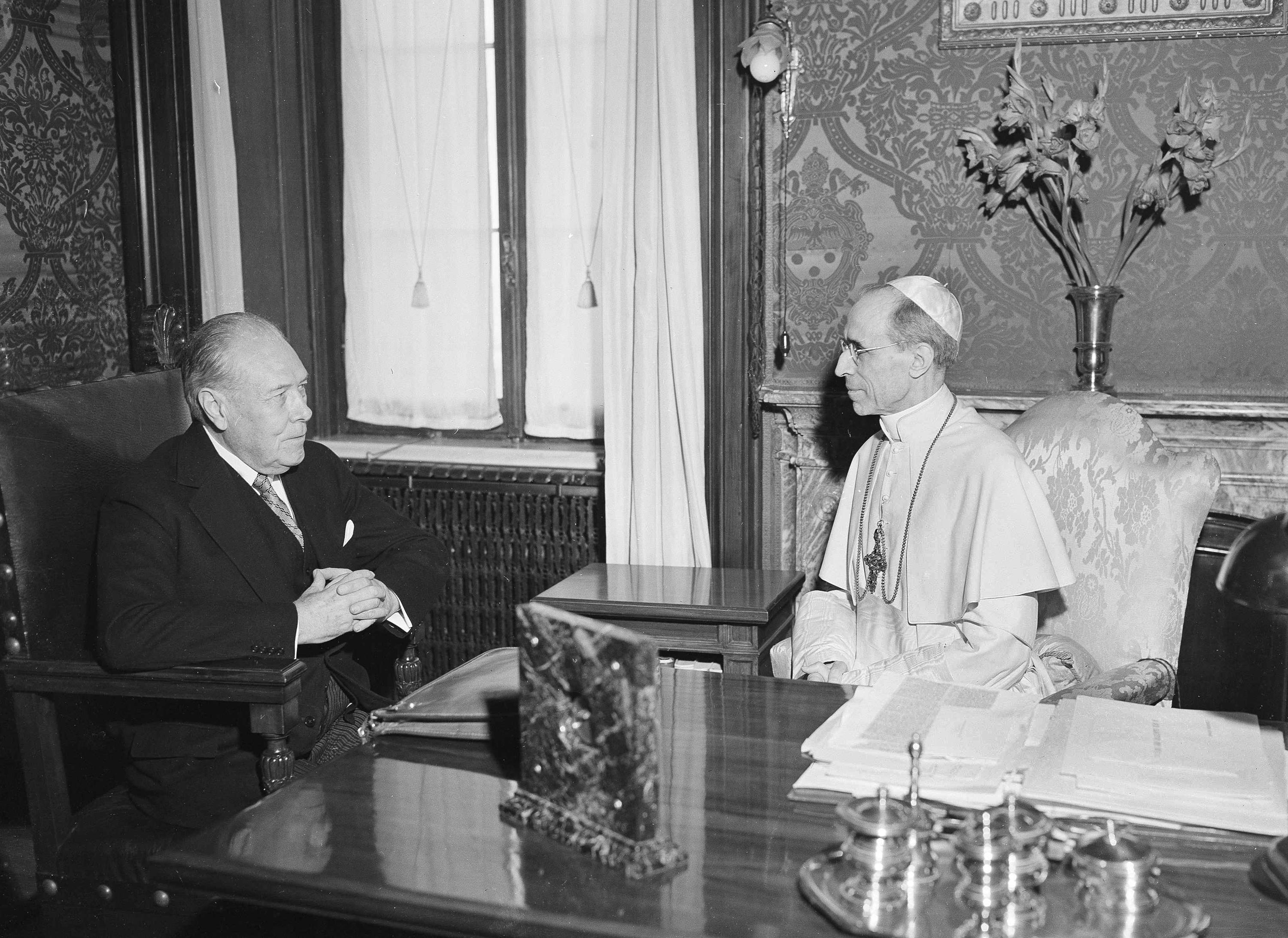 Vatican S Pius Xii Archives Begin To Shed Light On Wwii Pope Ap News