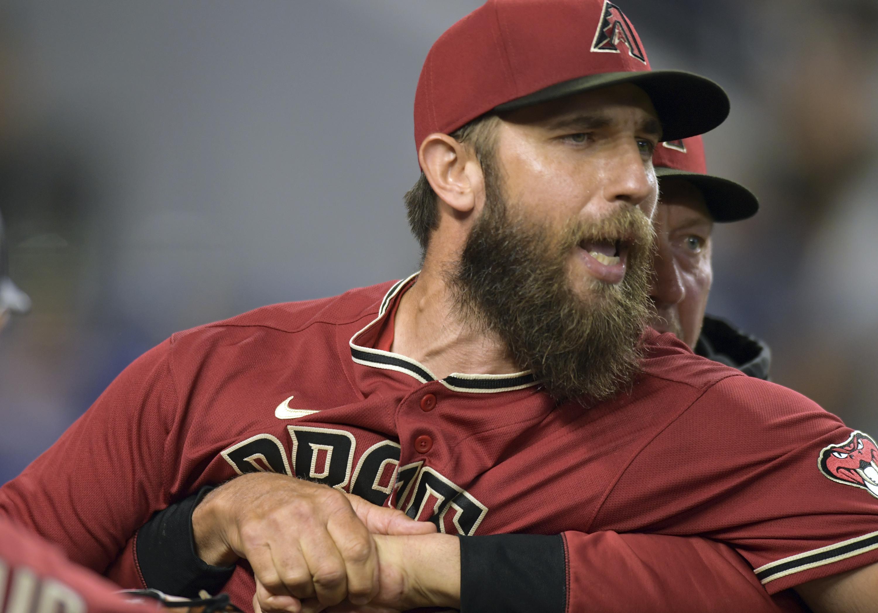 MLB umpire apologizes after ejecting D-backs star Bumgarner