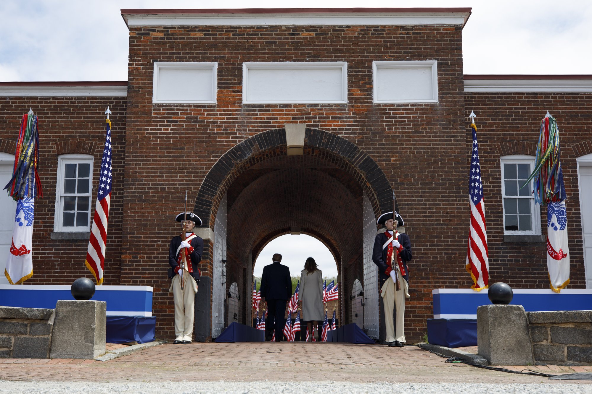 are dogs allowed at fort mchenry