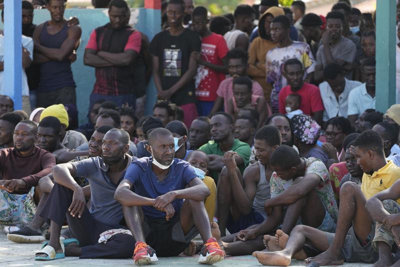 Boat with 842 Haitians Headed for U.S. Winds Up in Cuba