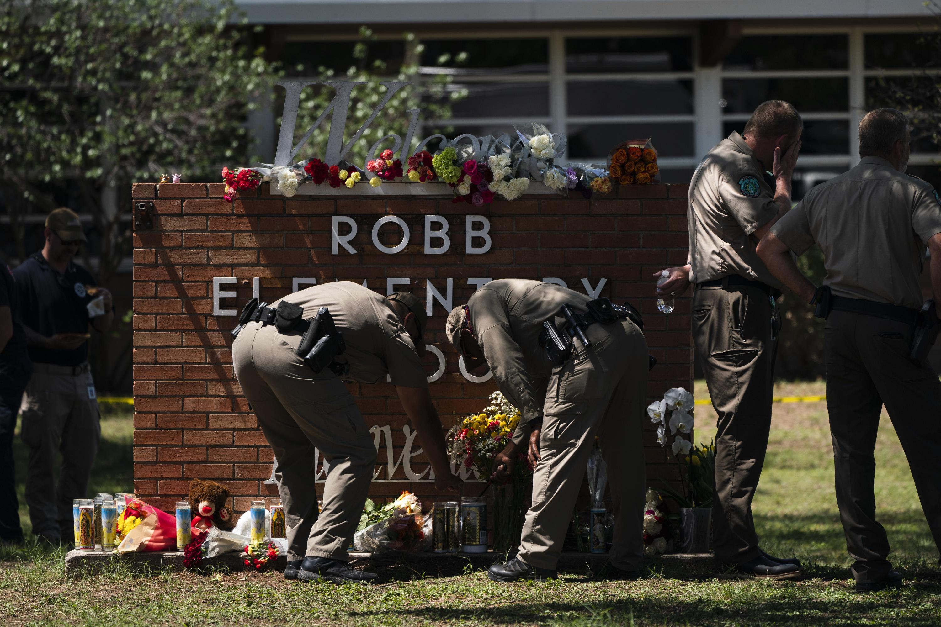 Texas elementary school shooting: What do we know so far? | AP News