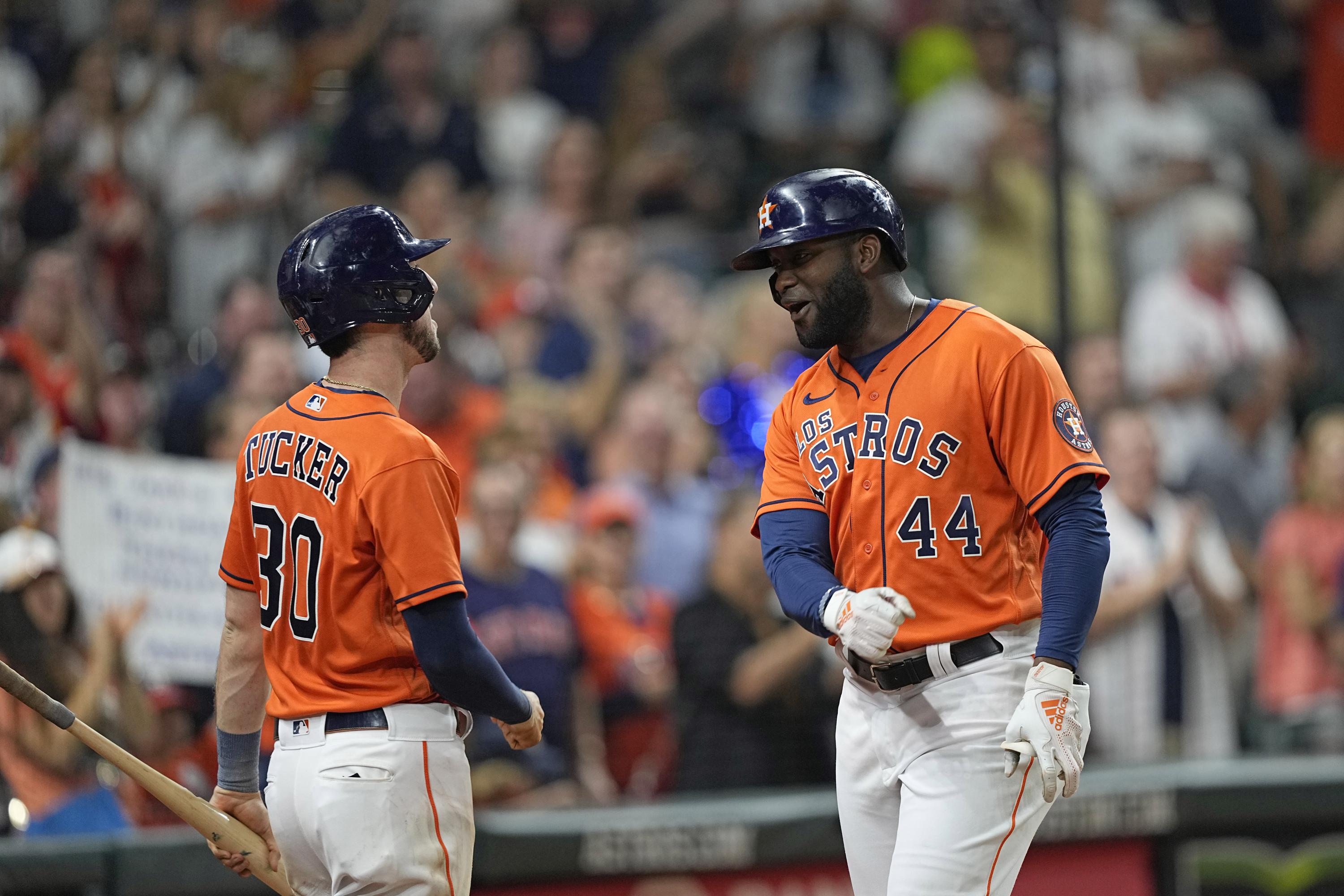 Astros hit 4 home runs, near playoff berth