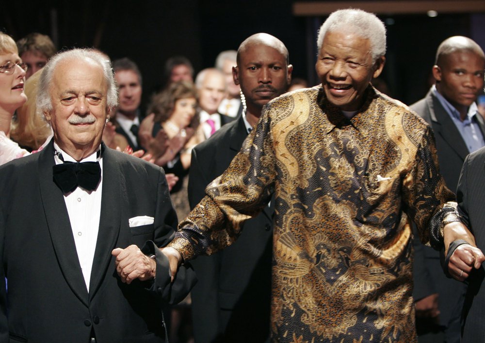 Mandela’s Lawyer and Anti-Apartheid Activist George Bizos Dies at 92 Mandela’s Lawyer and Anti-Apartheid Activist George Bizos Dies at 92