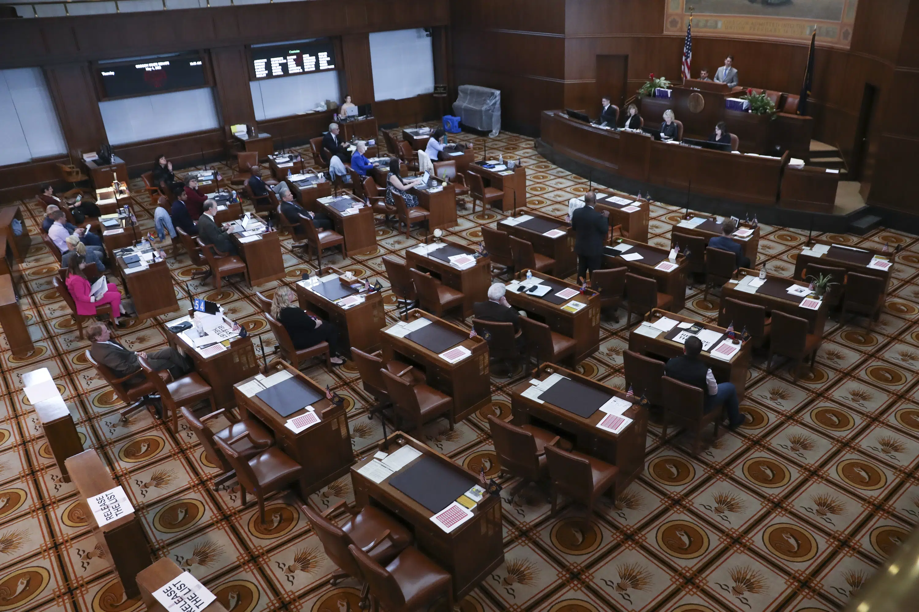 Oregon GOP boycott: most bills have high reading score