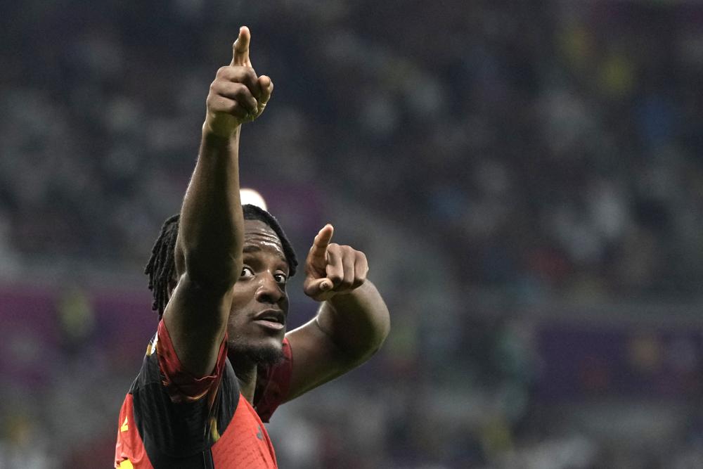 El belga Michy Batshuayi celebra tras anotar el gol de la victoria 1-0 ante Canadá por el Grupo F del Mundial, el miércoles 23 de noviembre de 2022. (AP Foto/Hassan Ammar)