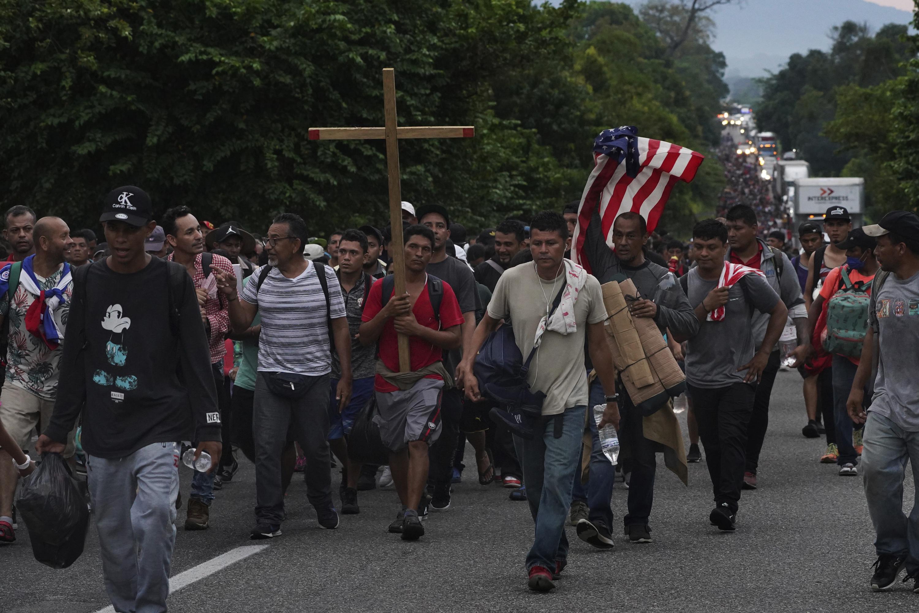 Niños de todas las edades entre las caravanas de migrantes en México