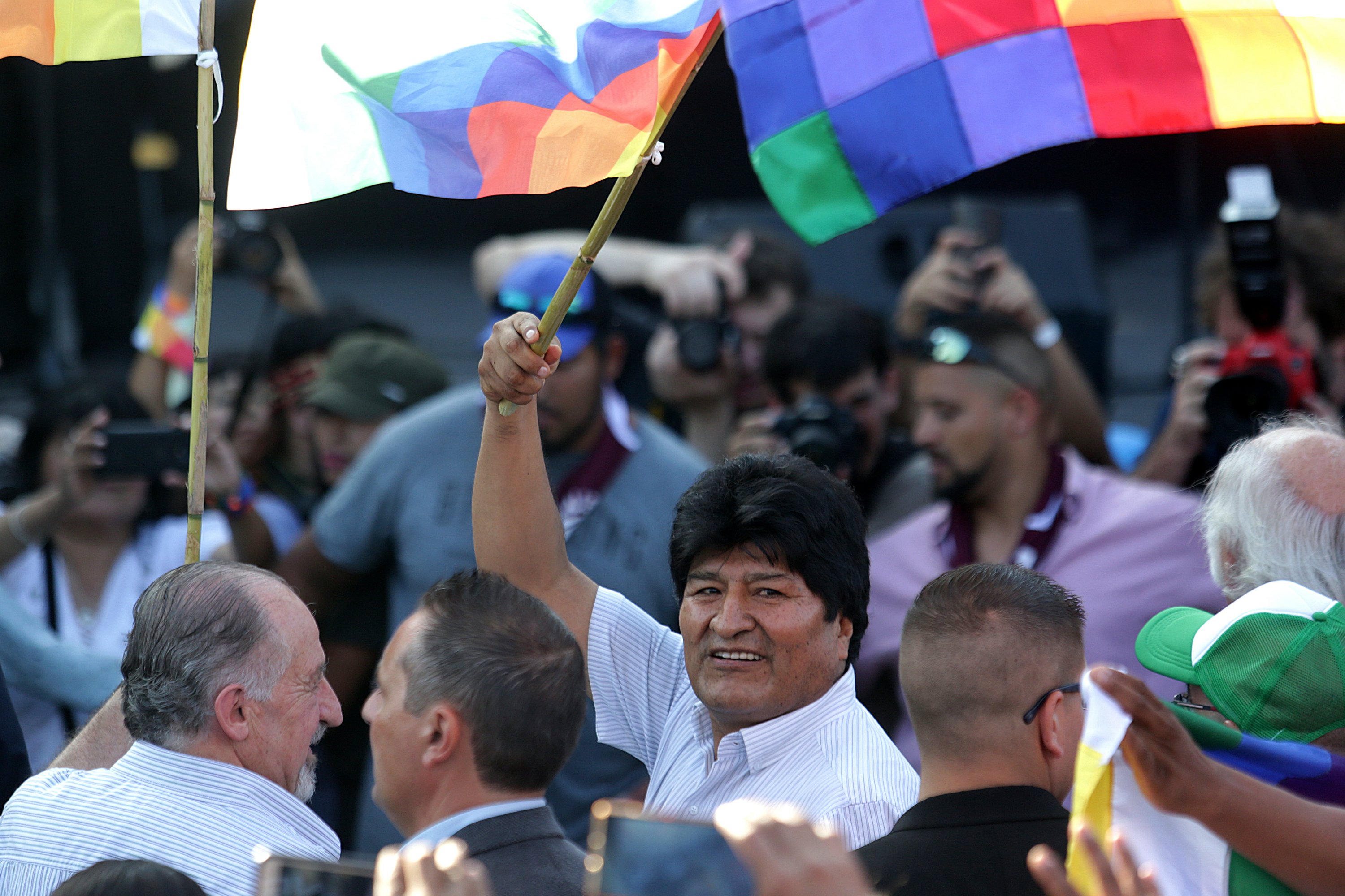 Desde Argentina Evo Morales Sigue Defendiendo Su Legado Ap News