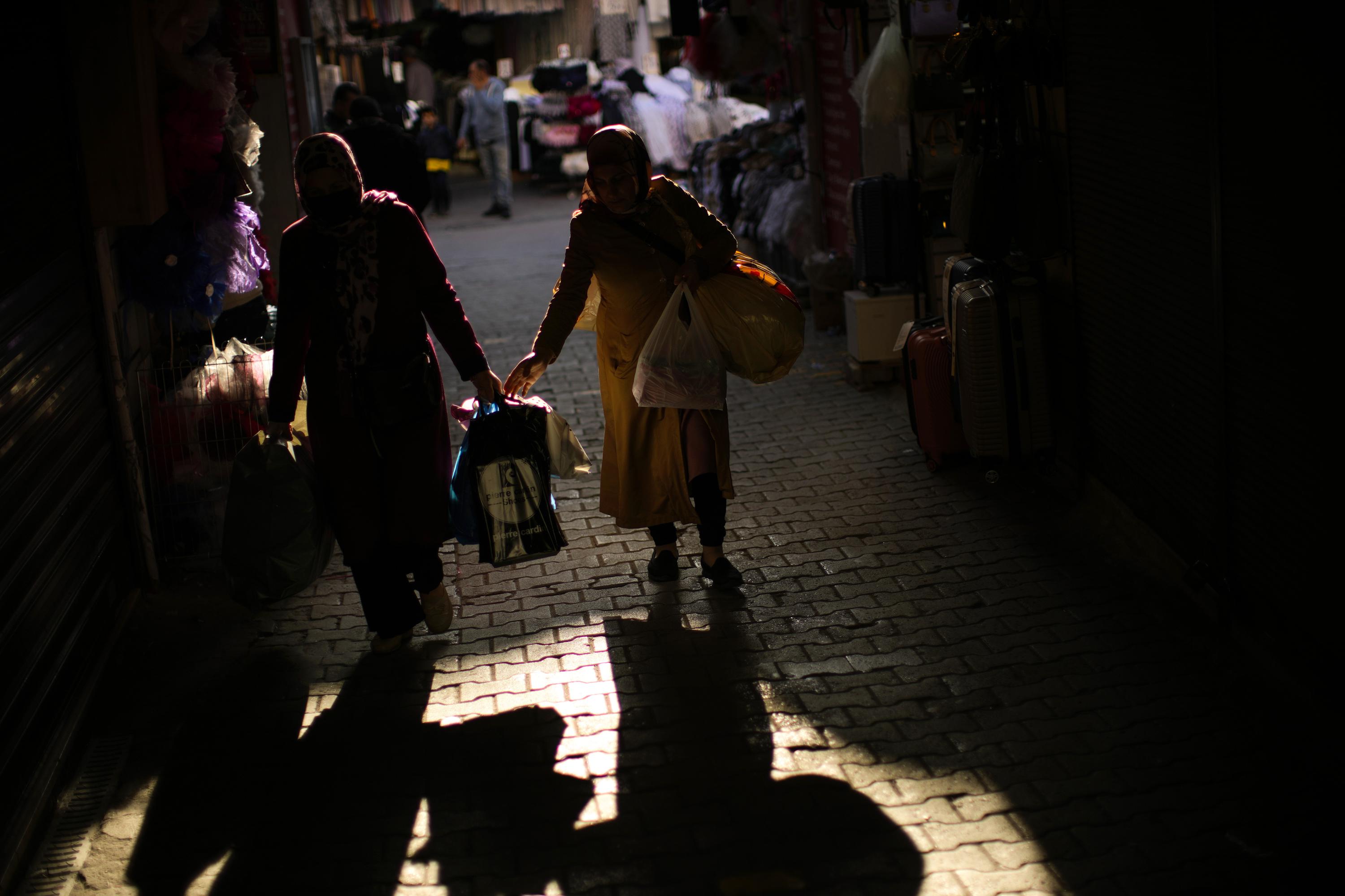 Inflation in Turkey soars to eye-popping near 70% in April