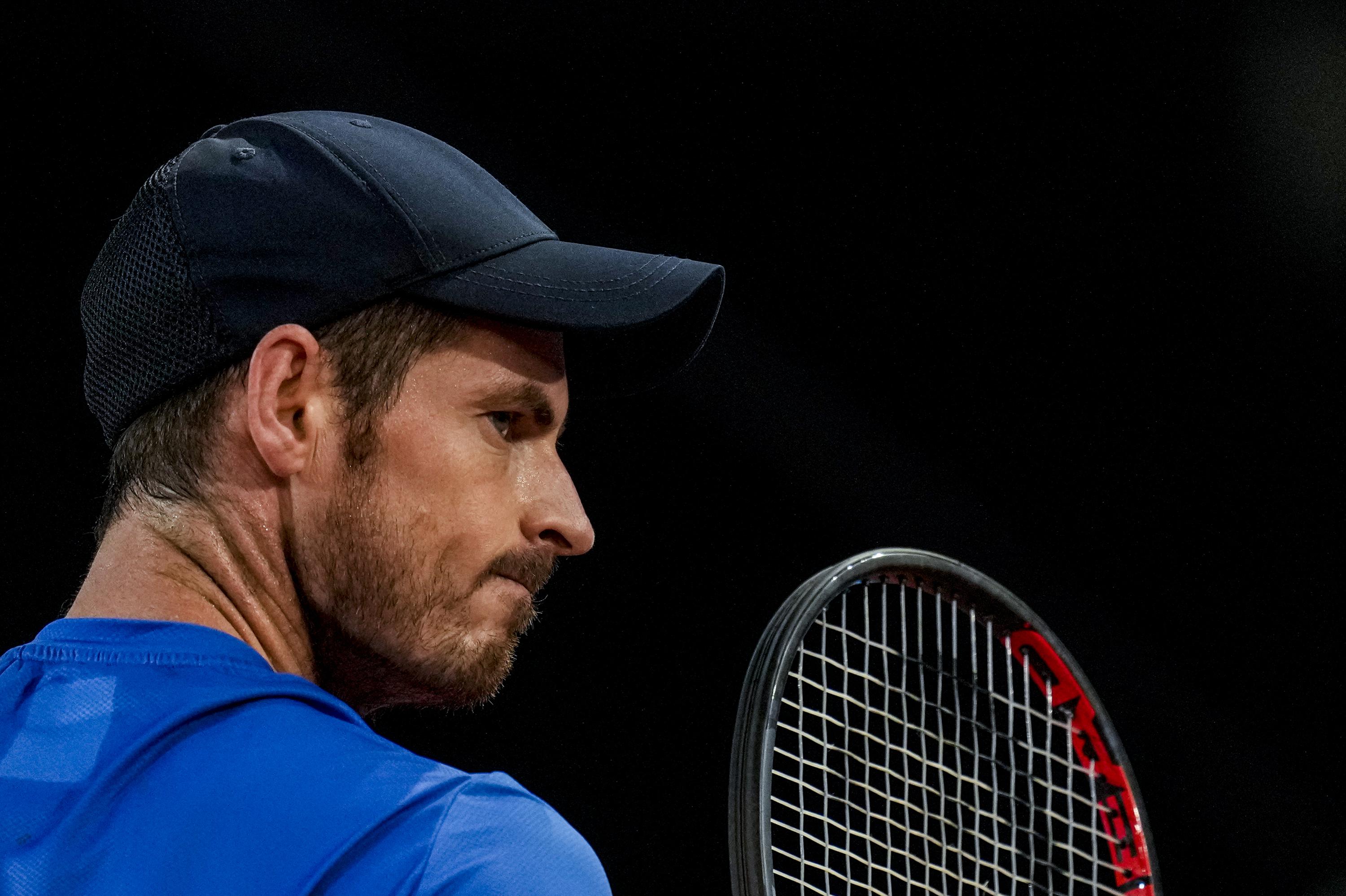 Murray withdraws before match against Djokovic in Madrid