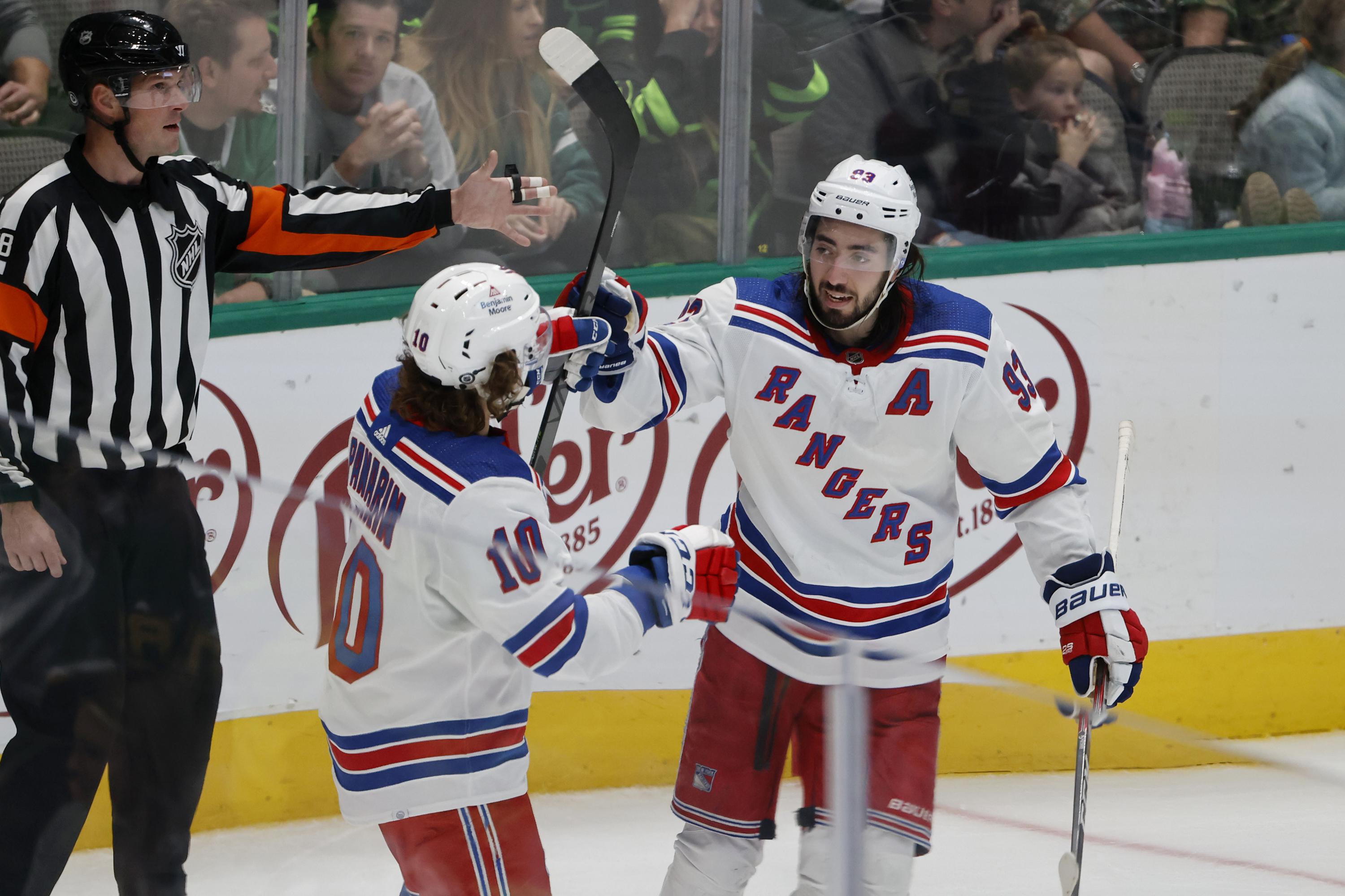 Rangers score 3 in 3rd as Stars lose Oettinger in 63 defeat AP News