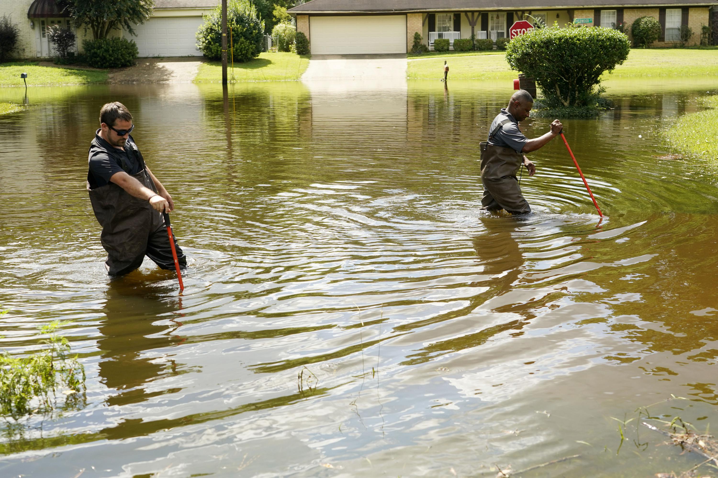 governor-declares-water-emergency-for-mississippi-capital-ap-news