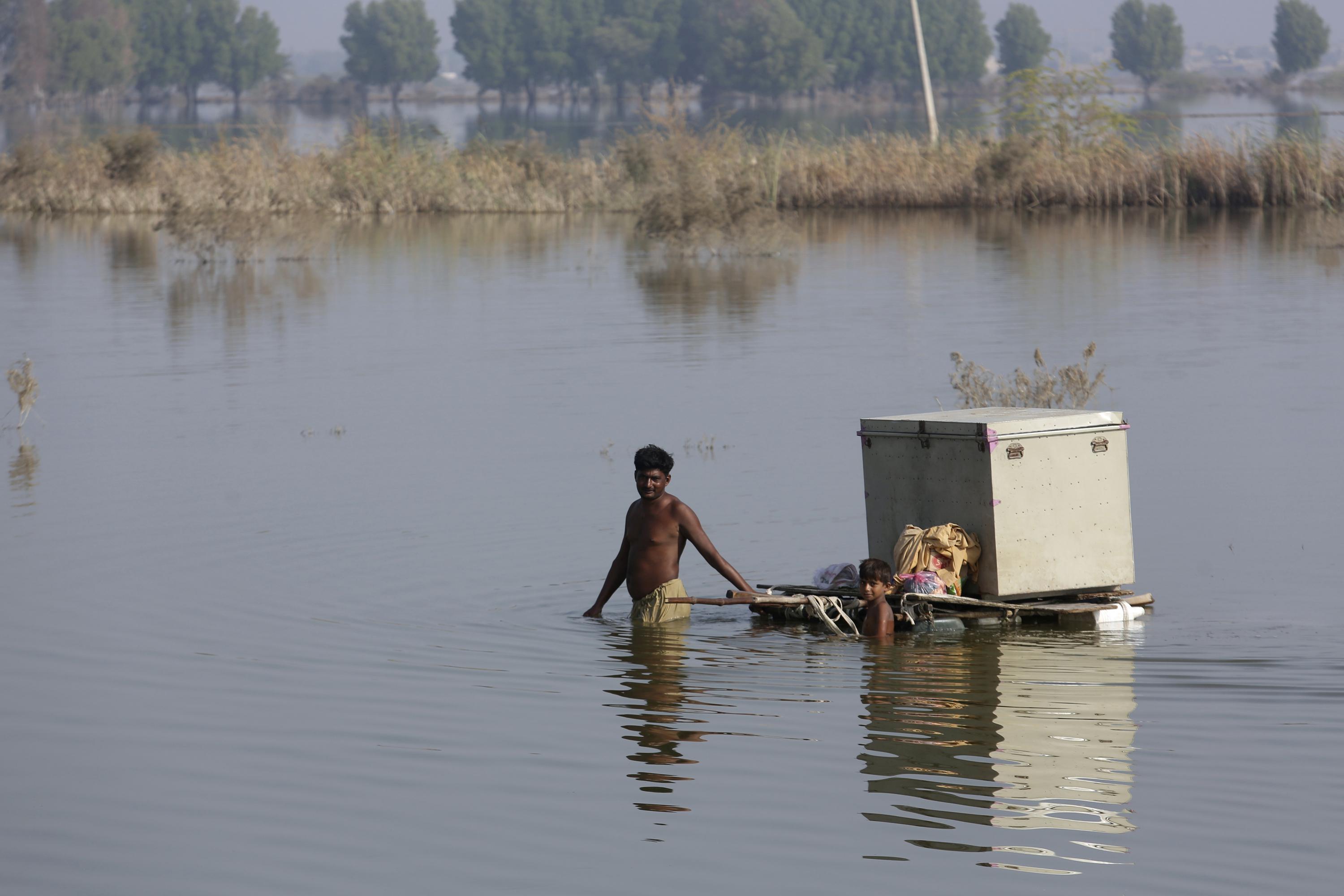 Insurgency, neglect hurt flood relief in Pakistani province - The Associated Press - en Español