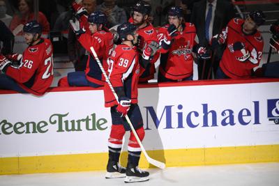 Capitals rally past Flyers after losing 