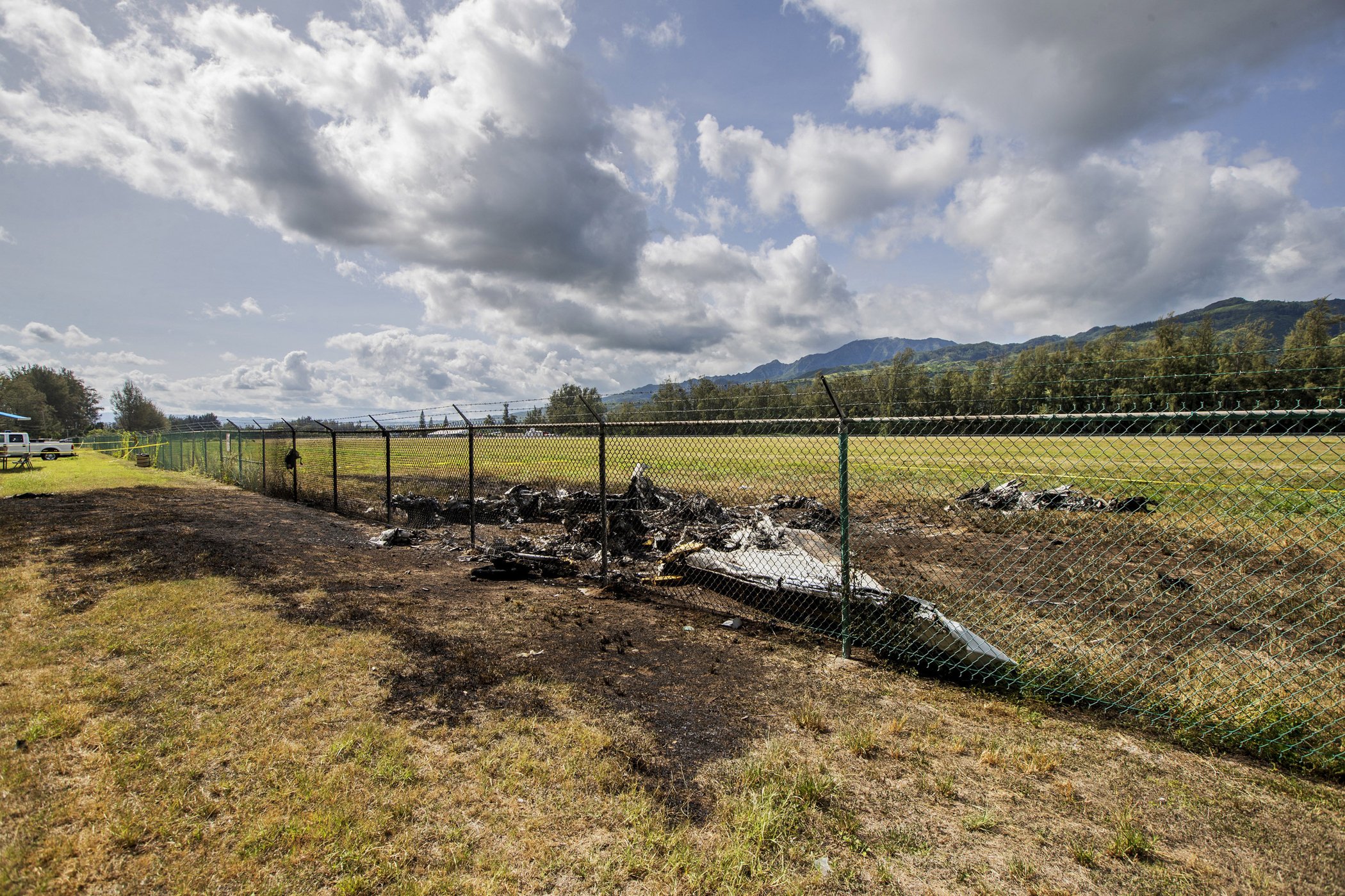 Report Pilot in Hawaii plane crash had risktaking history AP News