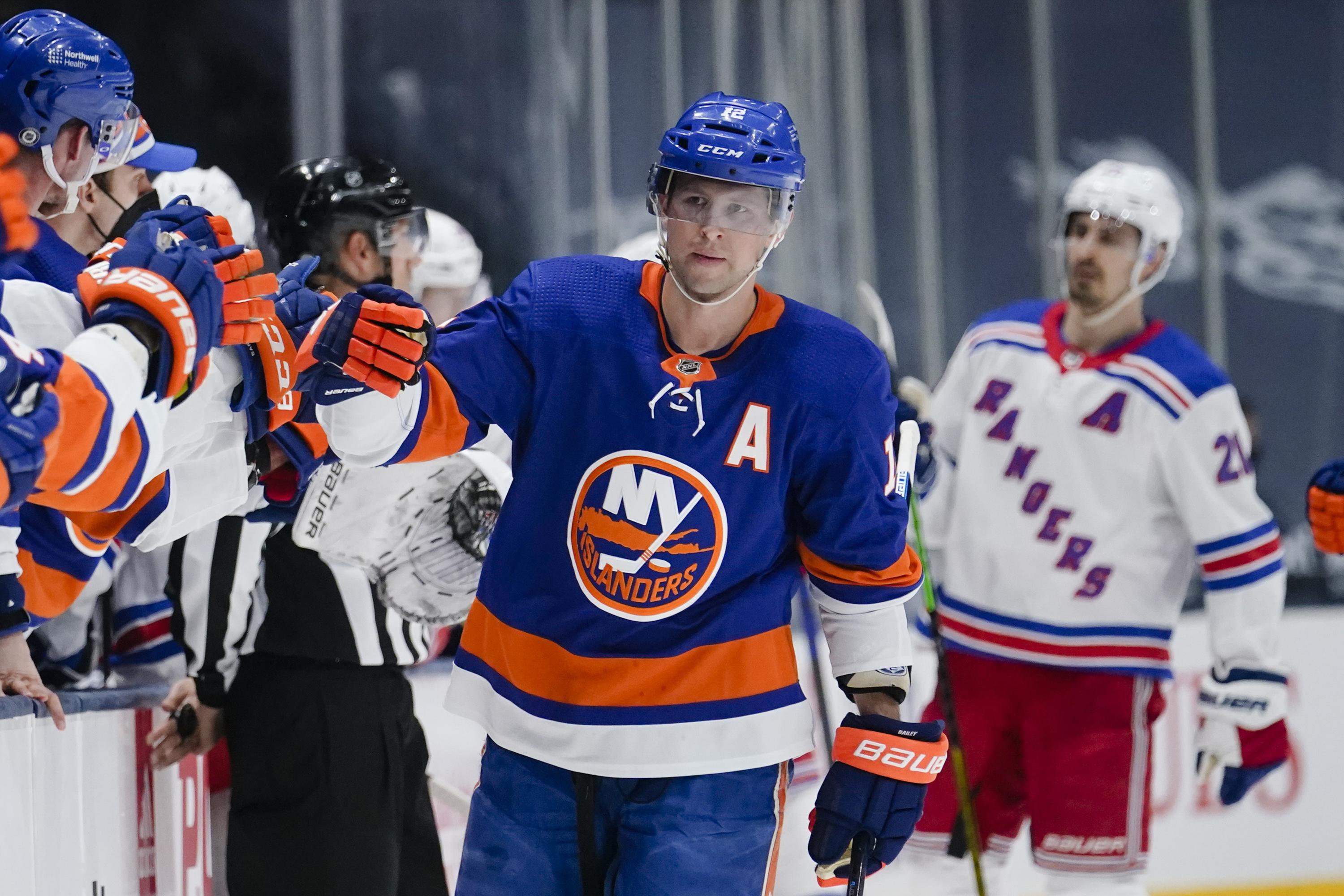 Bailey, Beauvillier lead Islanders to 6-1 win over Rangers