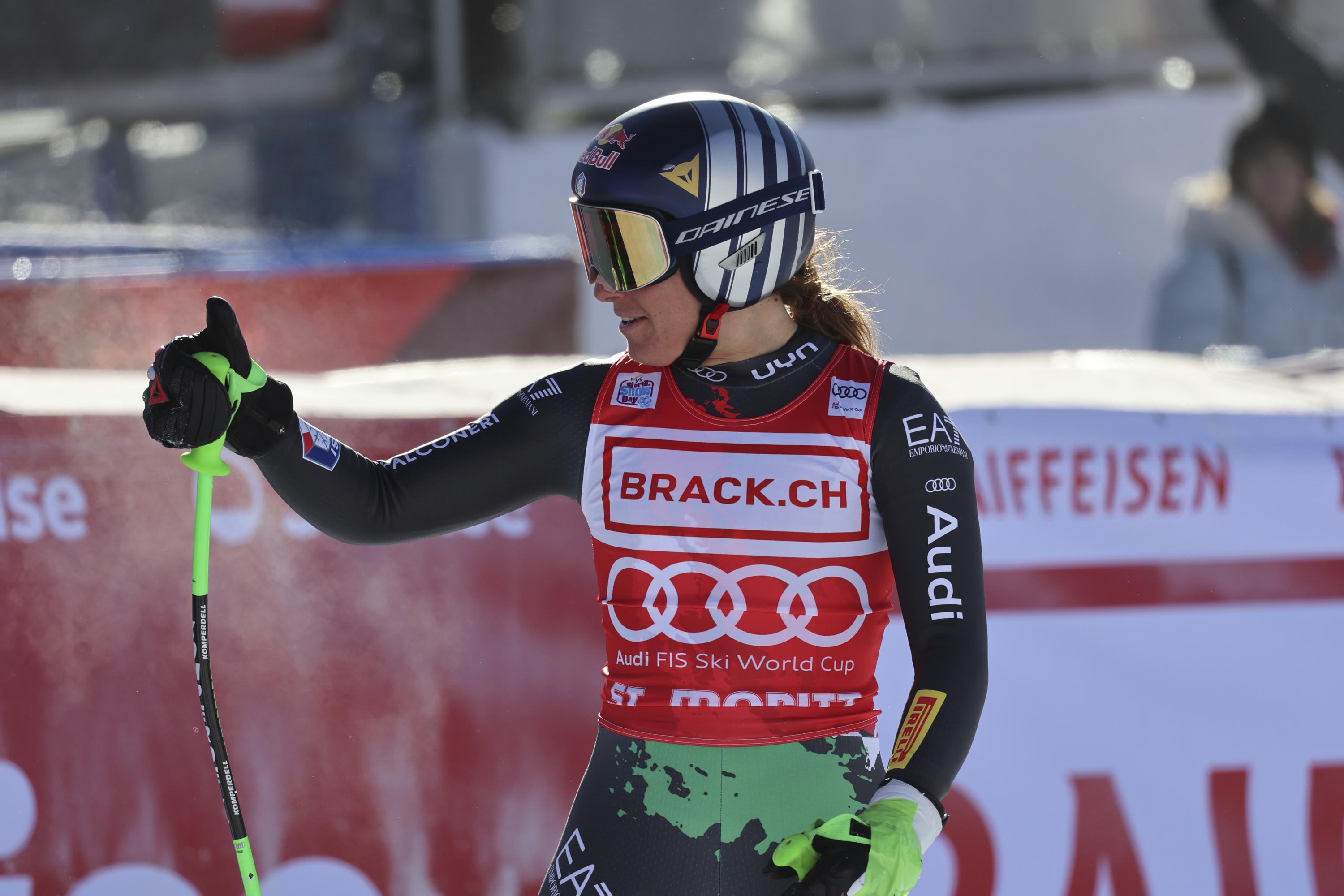 Goggia stordisce battendo in discesa nonostante le dita rotte