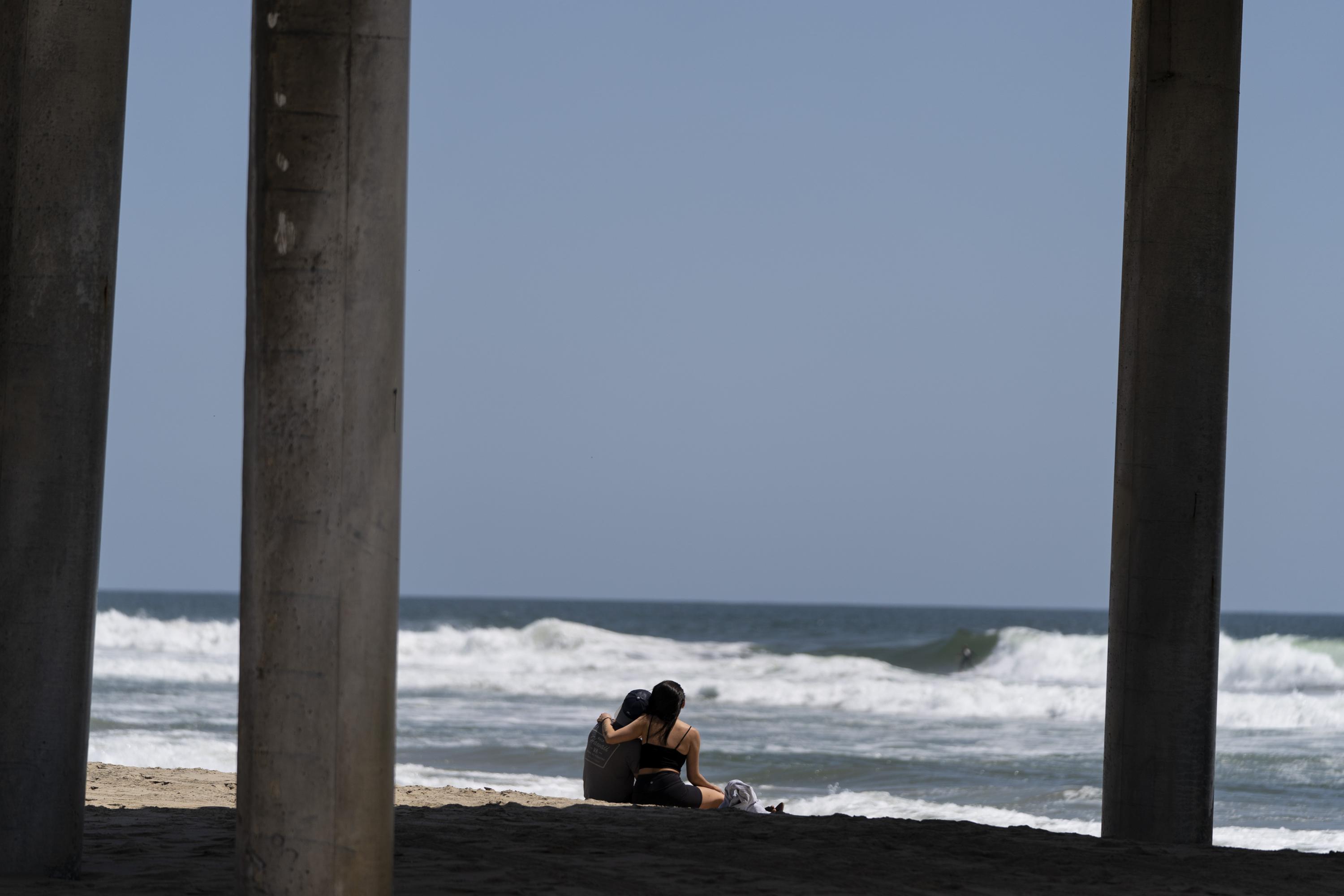 Drunk Sex Beach - Sex? Sexual intercourse? Neither? Teens weigh in on evolving definitions â€”  and habits | AP News