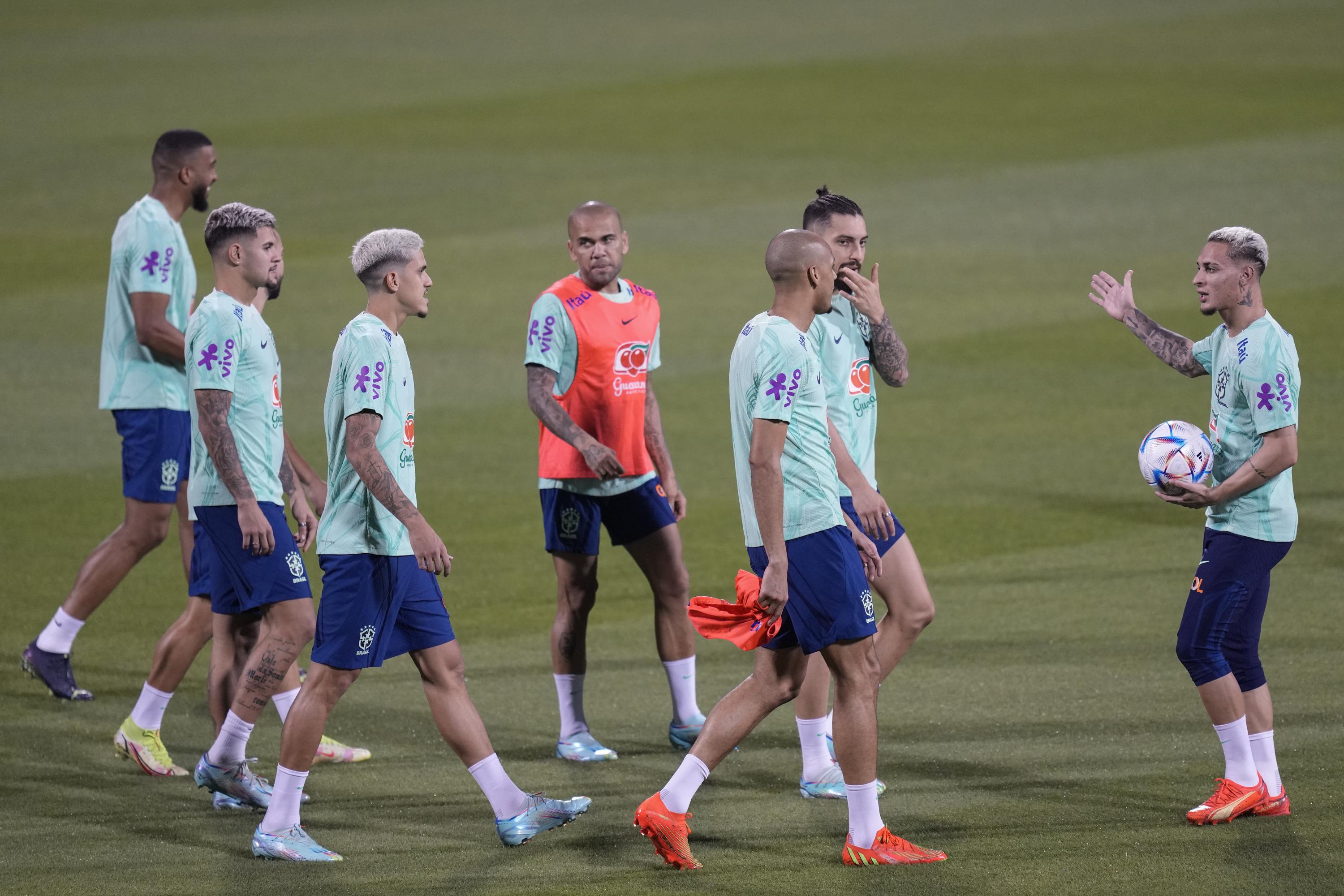 Brazil Set To Rest Key Players Against Cameroon Ahead Of World Cup  Knockouts