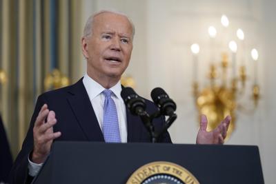 En esta foto del 24 de septiembre de 2021, el presidente Joe Biden habla en la Casa Blanca, Washingron. (AP Foto/Patrick Semansky)