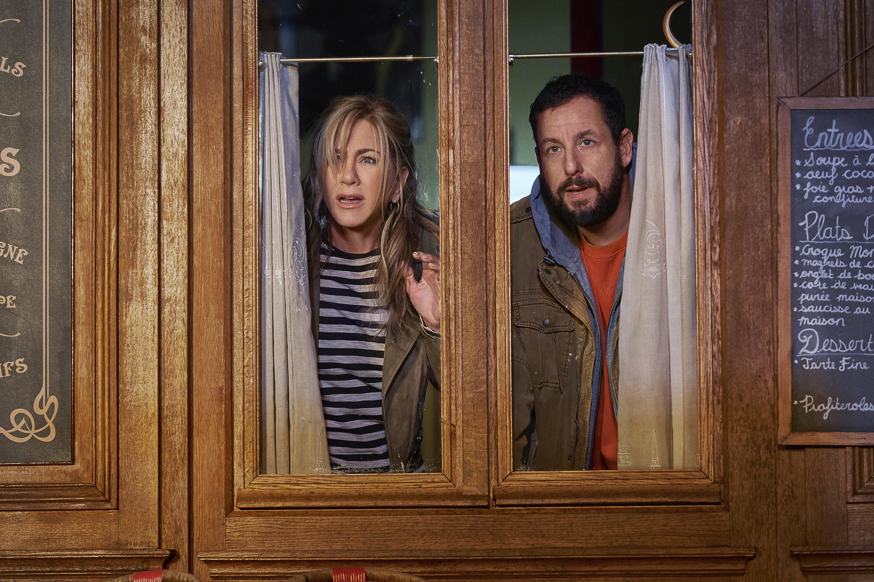 Review: Jennifer Aniston and Adam Sandler win again with snappy 'Murder  Mystery 2' - Los Angeles Times