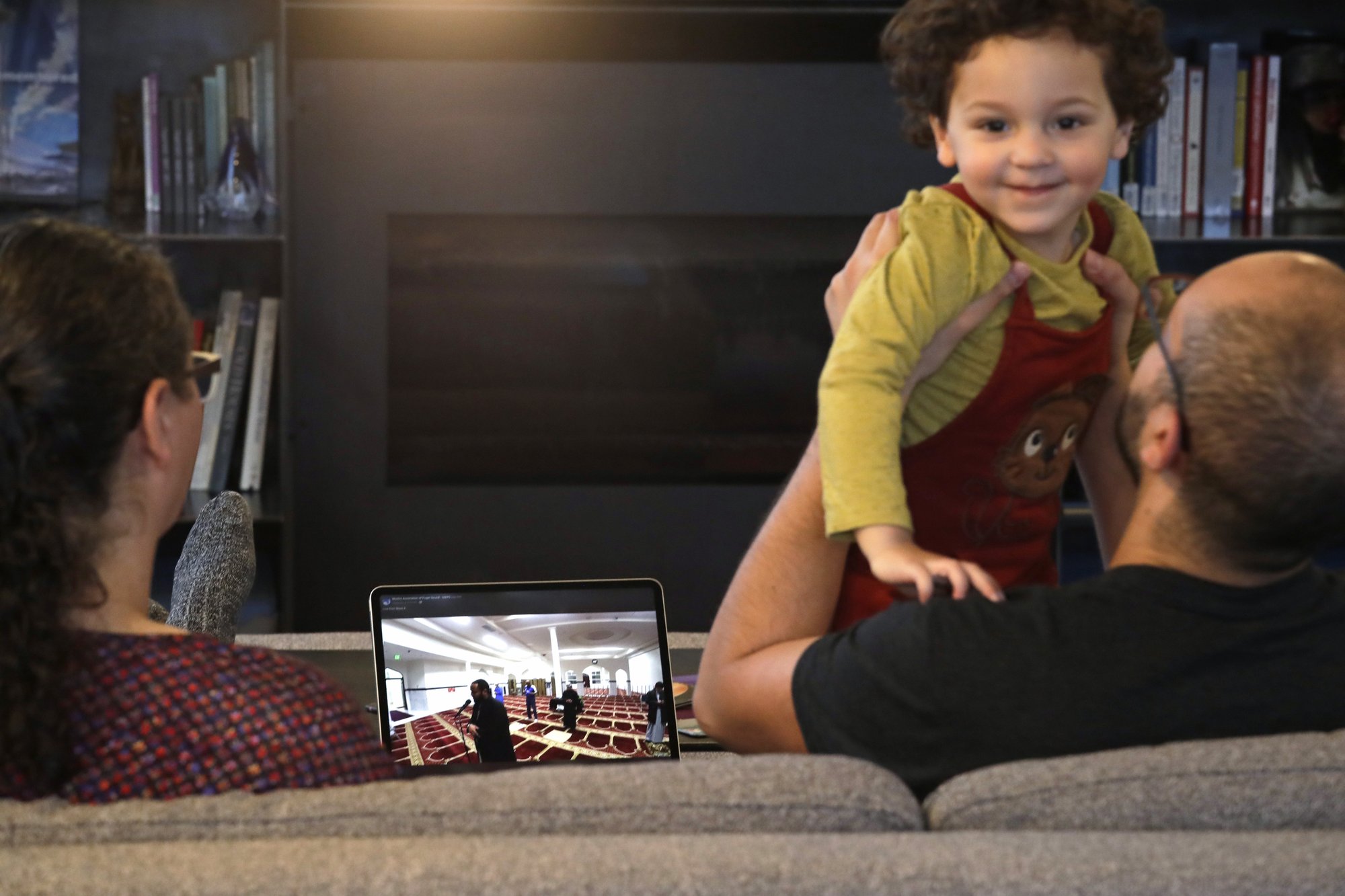 News about - In photos: Ramadan around the world during COVID-19 pandemic