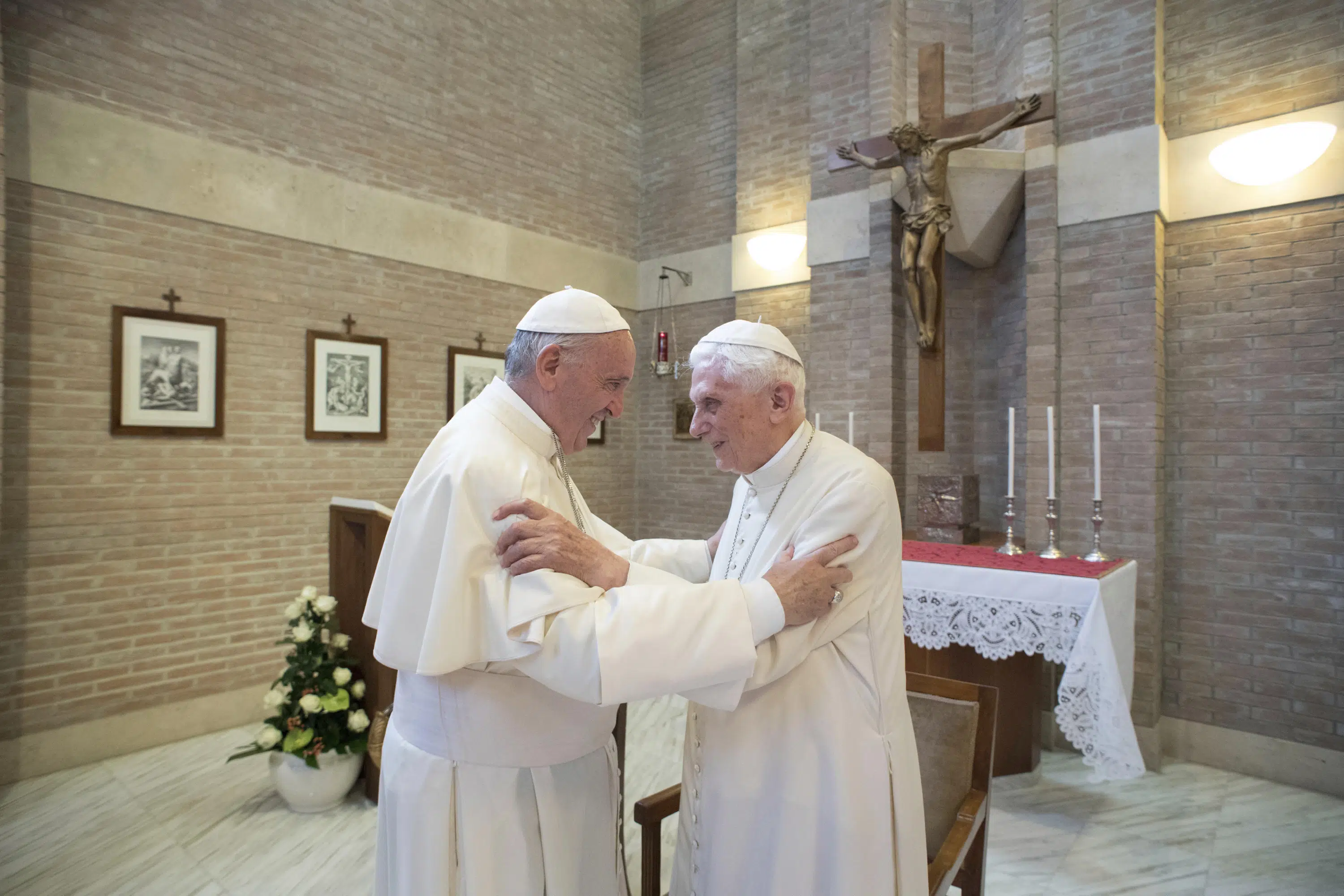 L’état de santé du pape à la retraite Benoît XVI “se détériore”, selon le Vatican