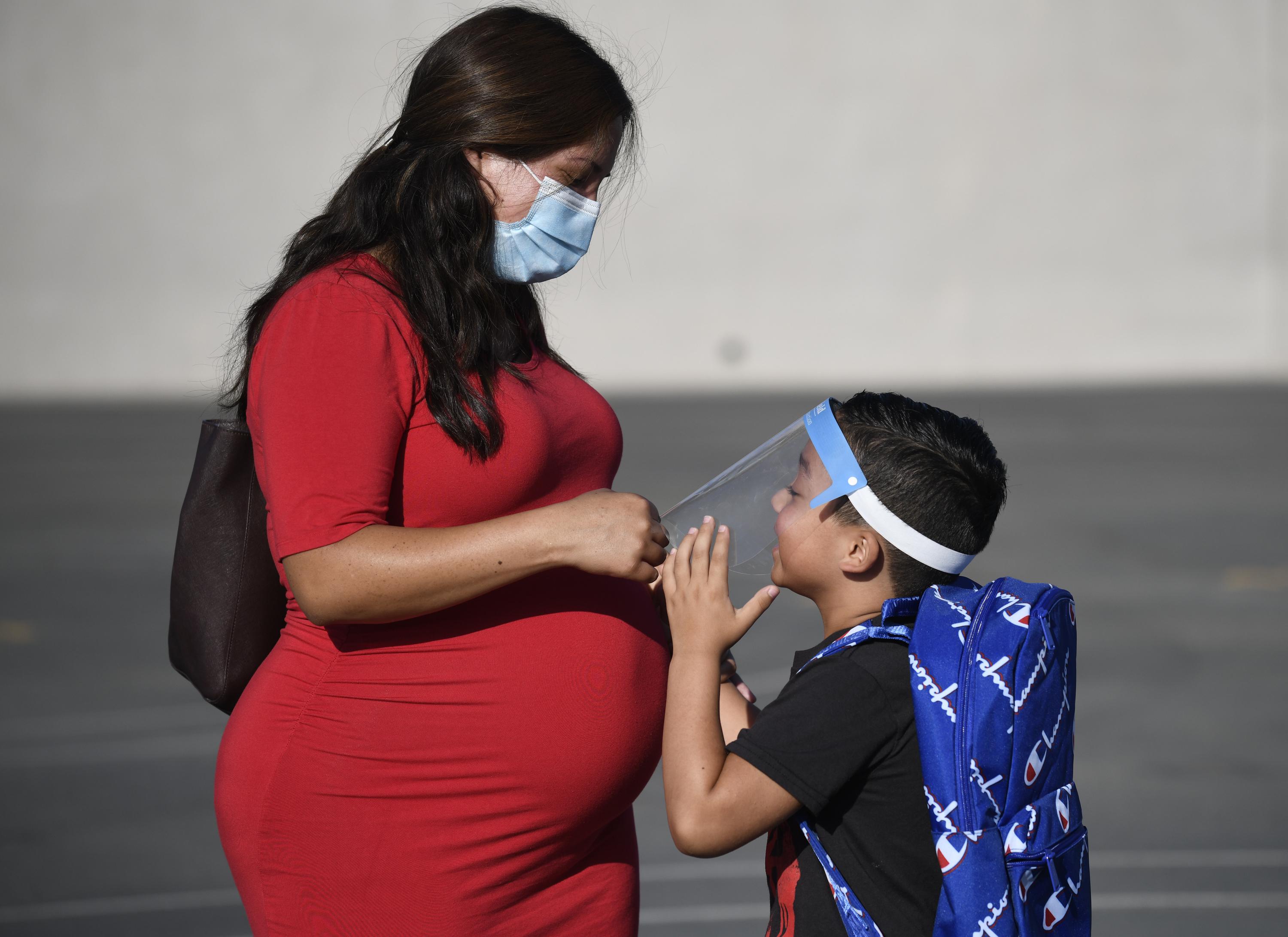 California exigirá vacuna contra COVID-19 a los escolares