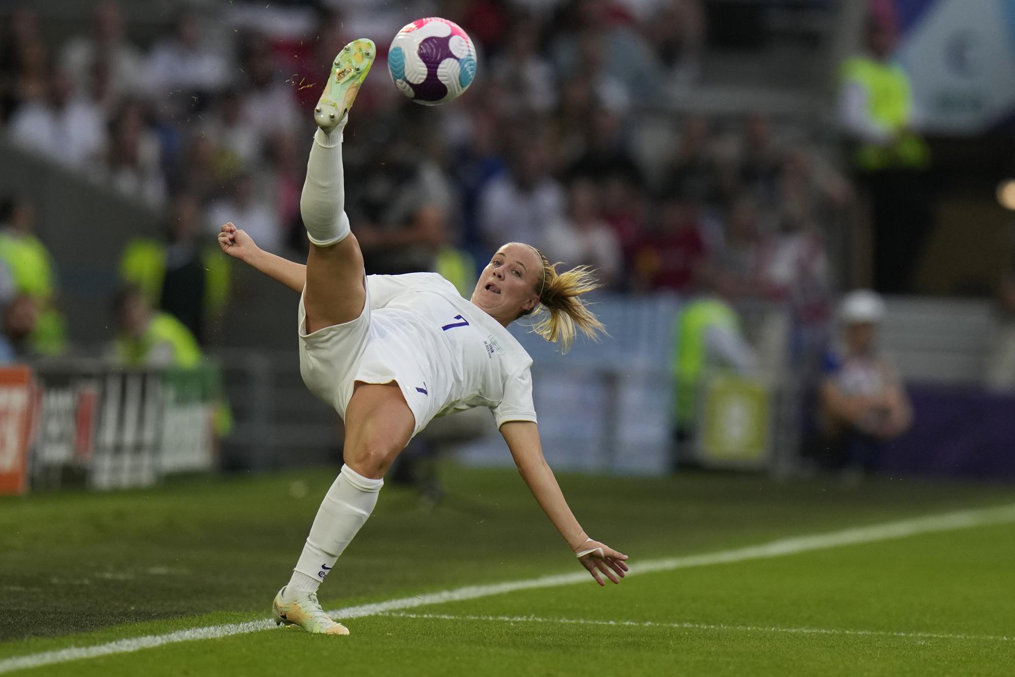 FILE - England's Beth Mead clears the ball during the Women Euro 2022 quarter final soccer match between England and Spain at the Falmer stadium in Brighton, Wednesday, July 20, 2022. (AP Photo/Alessandra Tarantino, File)
