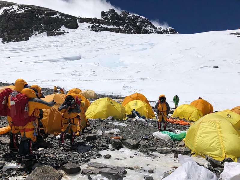 30 Tents Abandoned By Climbers Add To Trash Pile On Everest