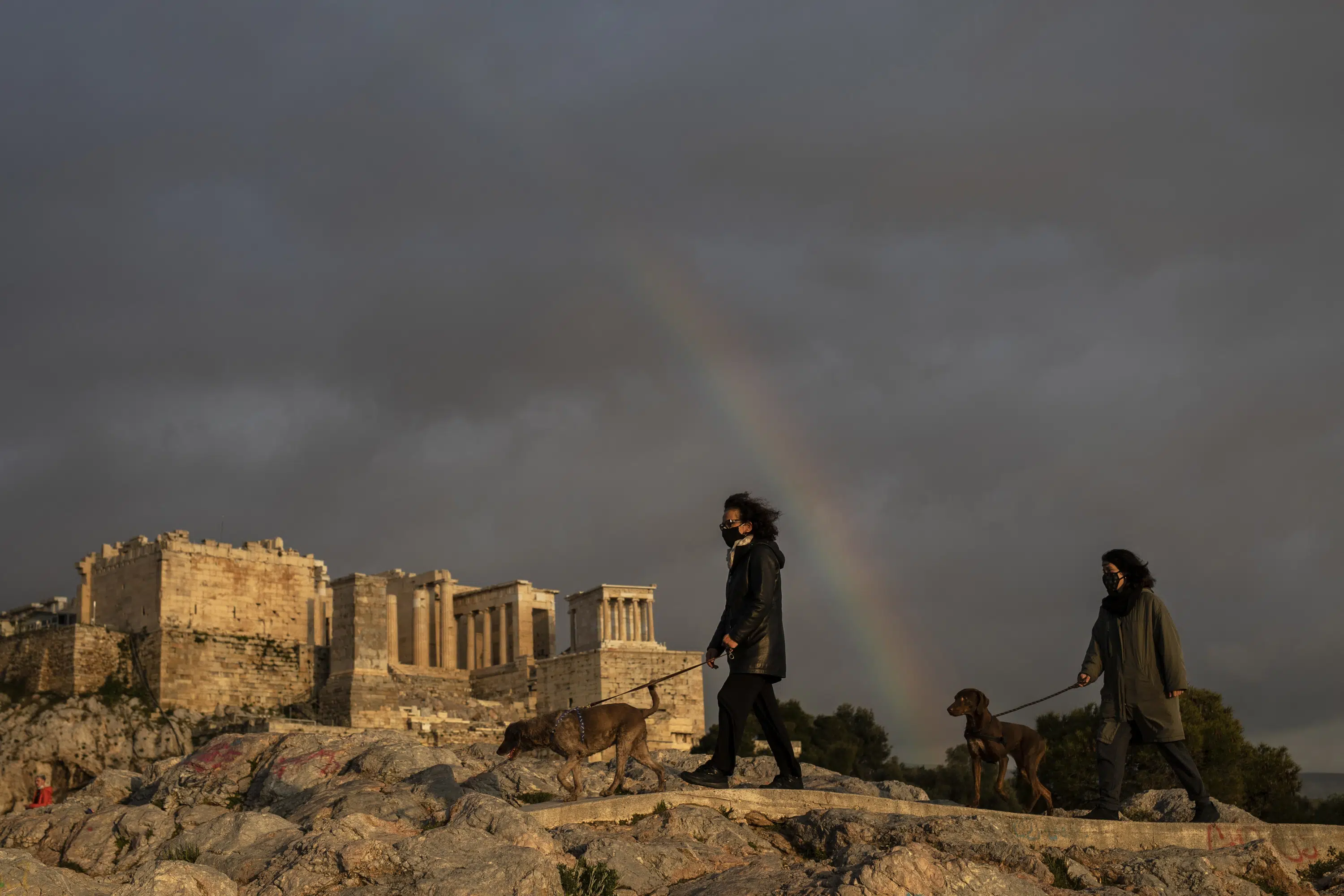 Greece to allow pets into more than 120 archaeological sites | AP News