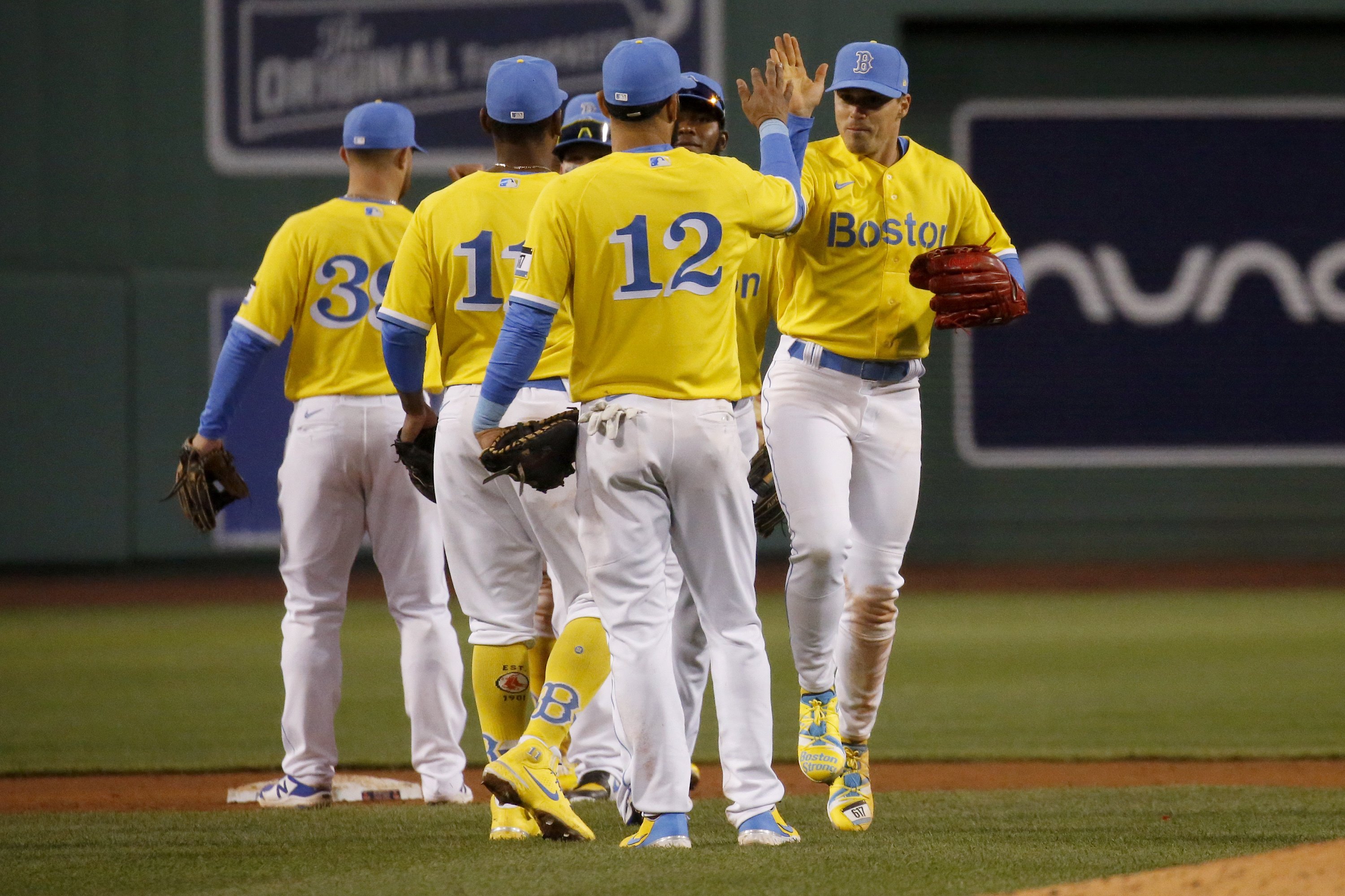 red sox yellow uniforms