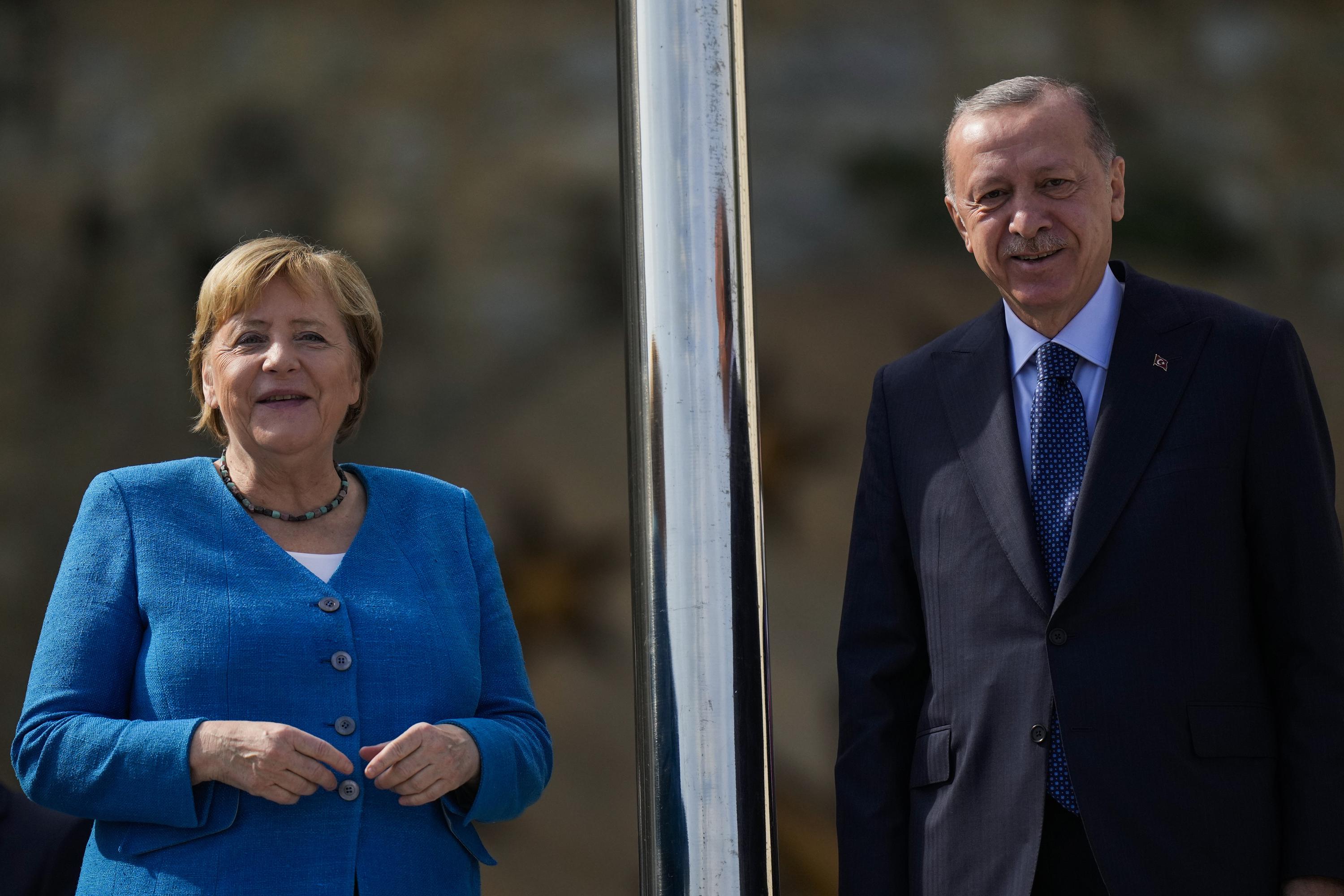 Turkey’s Erdogan bids farewell to Merkel after 16 years